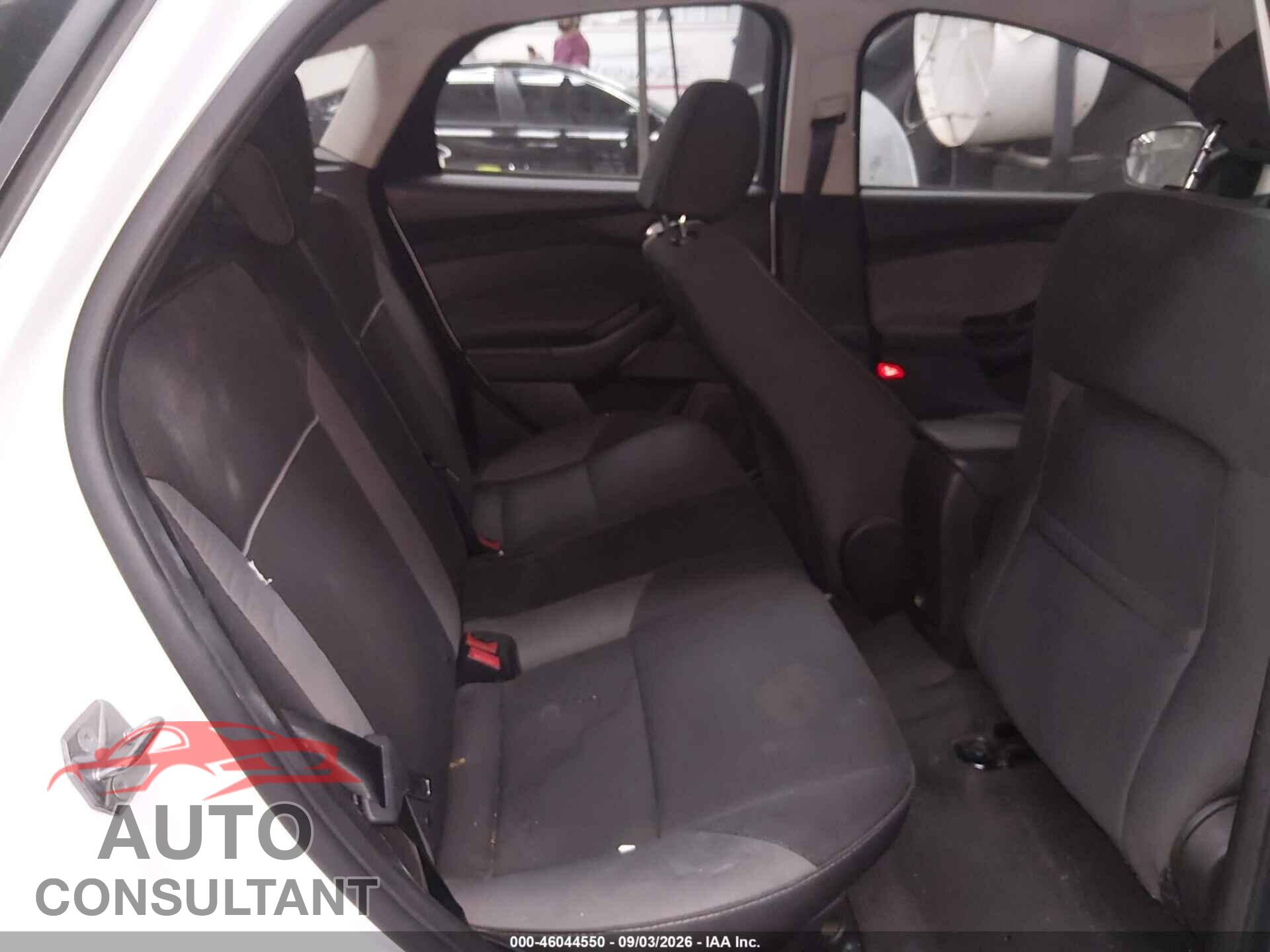 FORD FOCUS 2014 - 1FADP3K2XEL282639