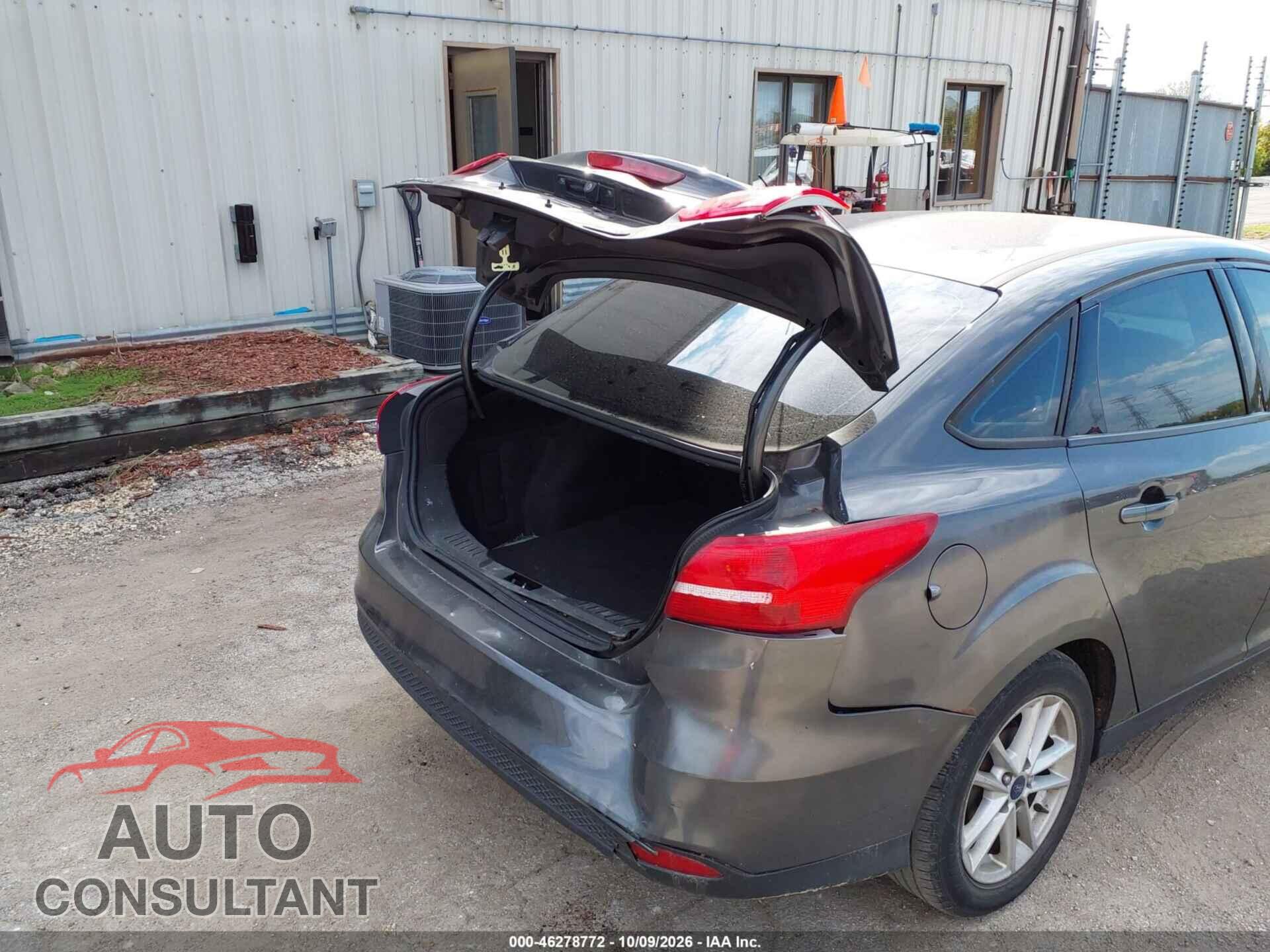 FORD FOCUS 2016 - 1FADP3F24GL293696