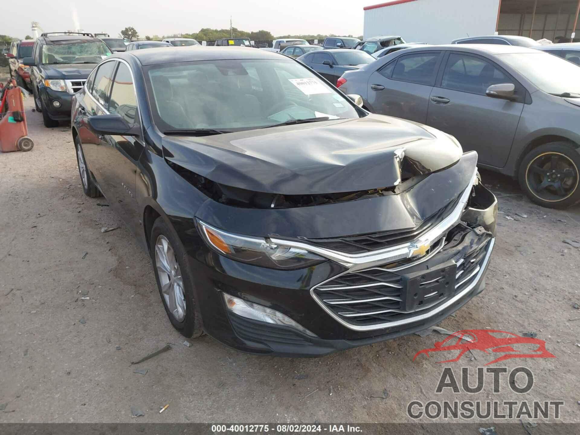 CHEVROLET MALIBU 2021 - 1G1ZD5ST8MF008357