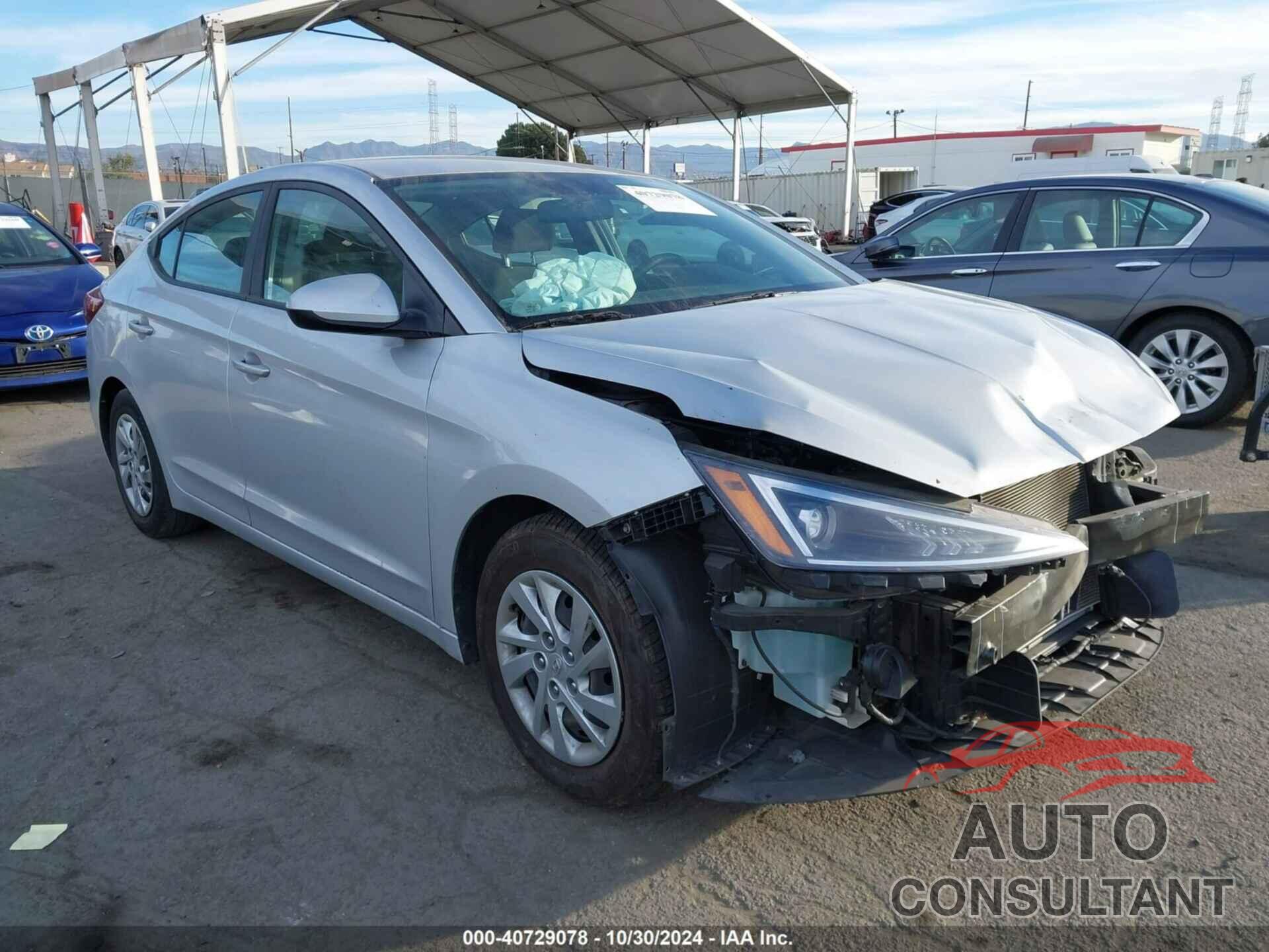 HYUNDAI ELANTRA 2019 - KMHD74LF5KU861184