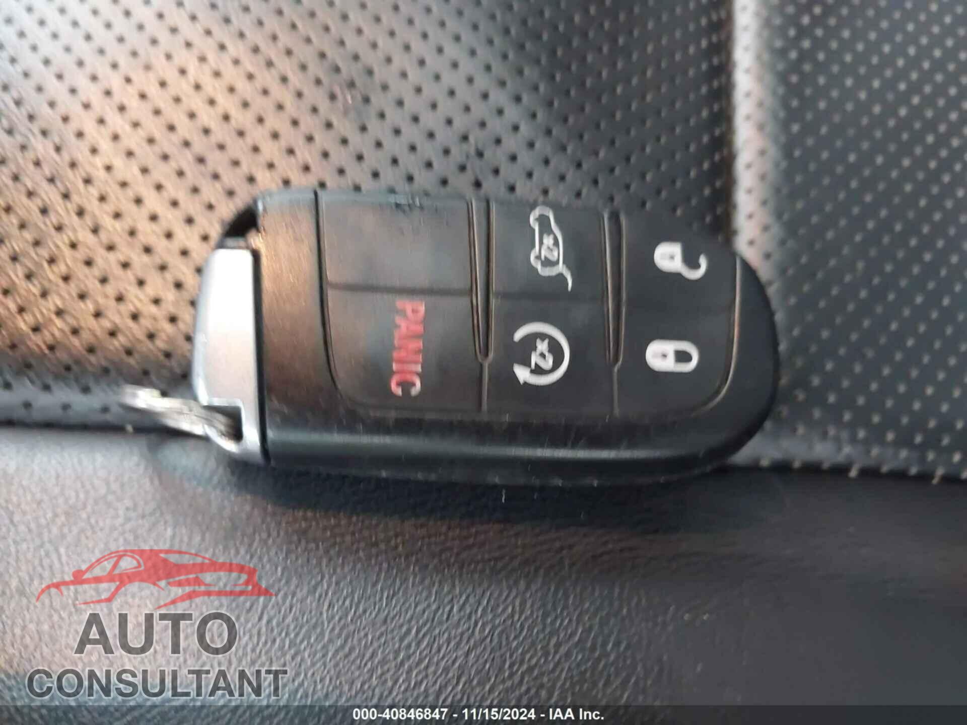 DODGE DURANGO 2017 - 1C4SDJET1HC648334
