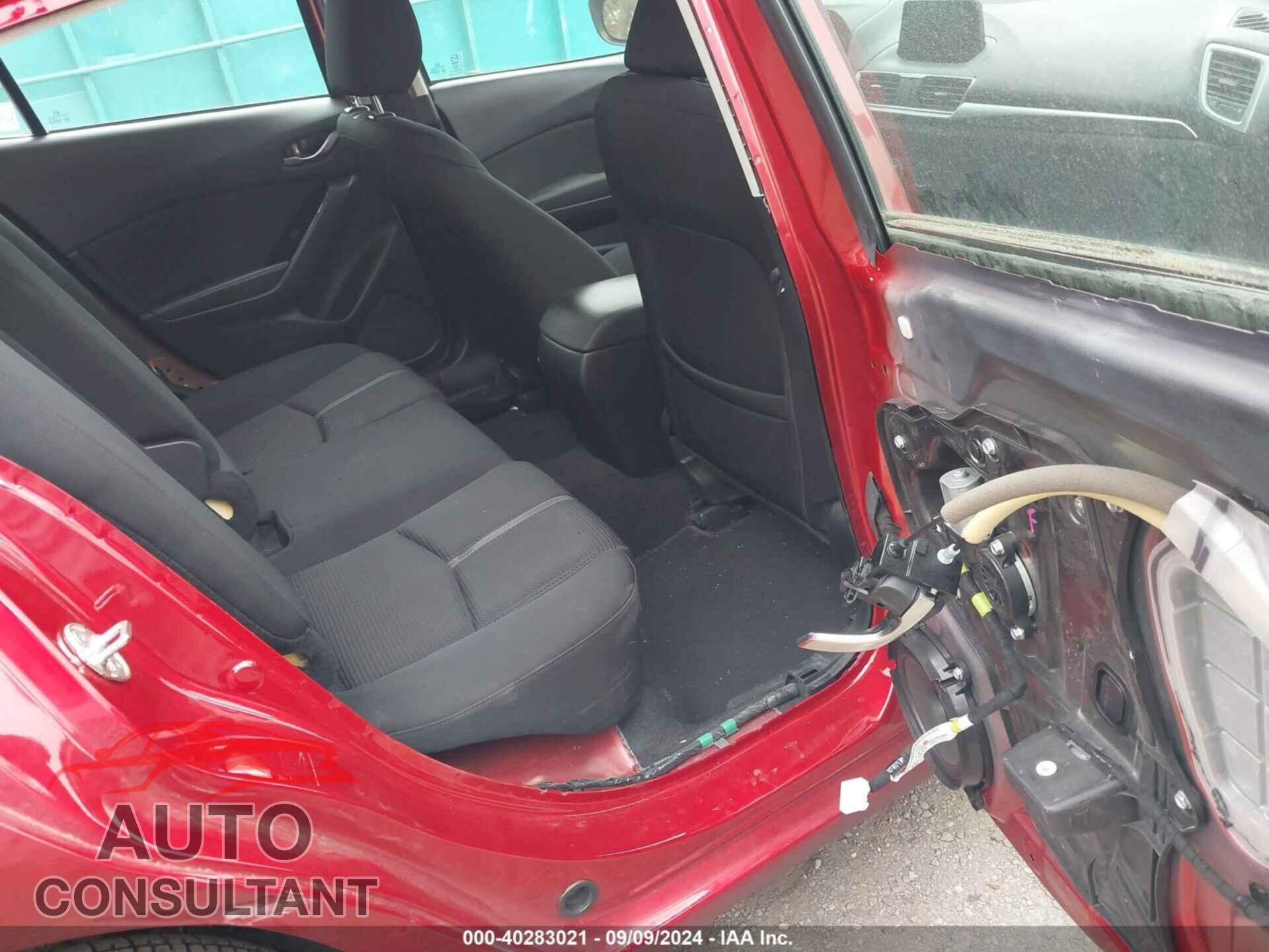 MAZDA MAZDA3 2017 - 3MZBN1U76HM155195