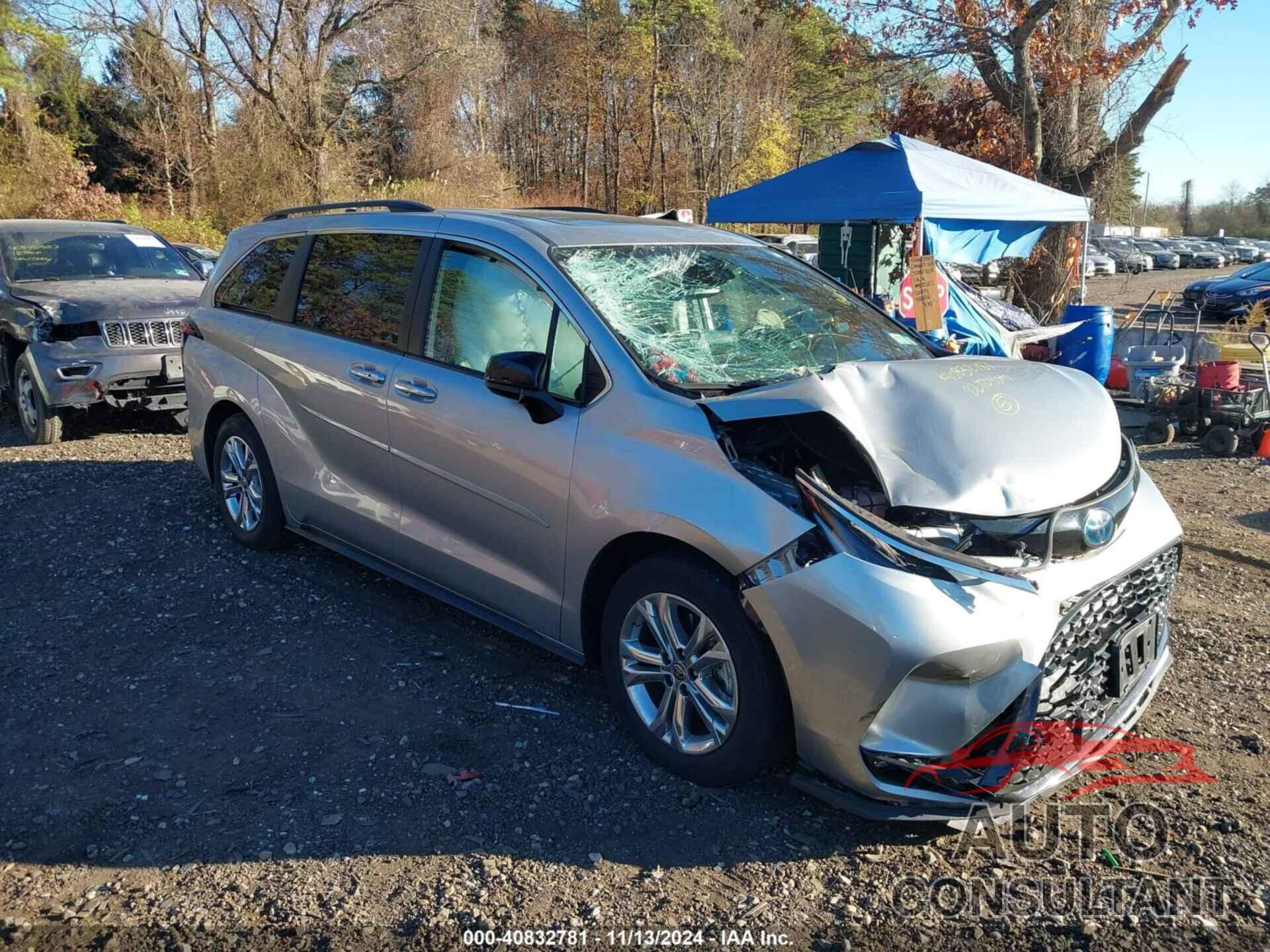 TOYOTA SIENNA 2022 - 5TDDSKFC3NS064174