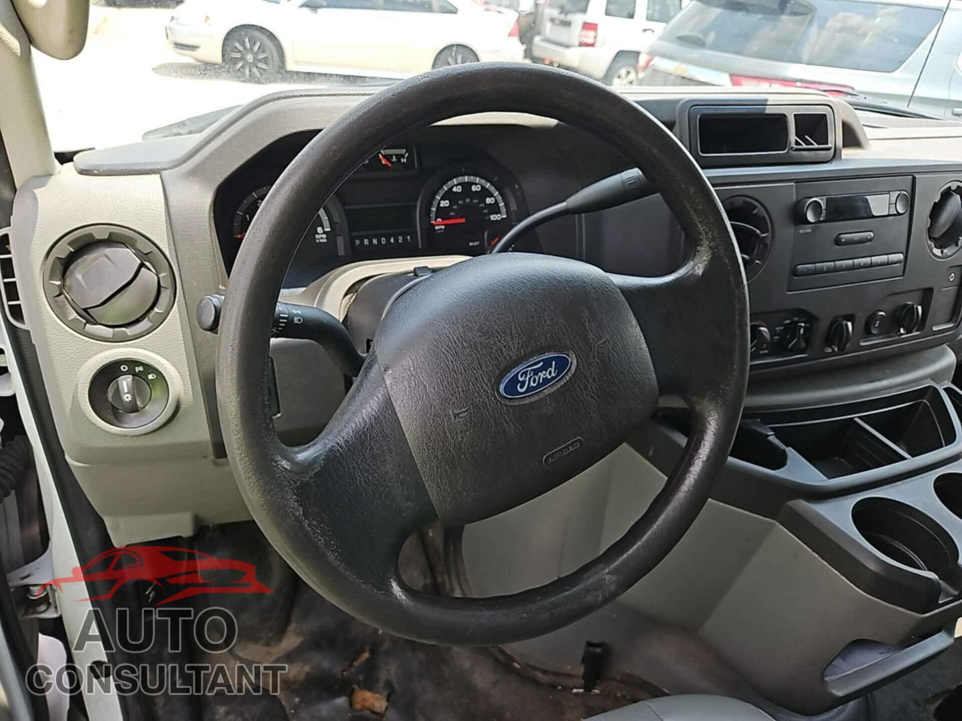 FORD ECONOLINE 2017 - 1FDXE4FS3HDC72199