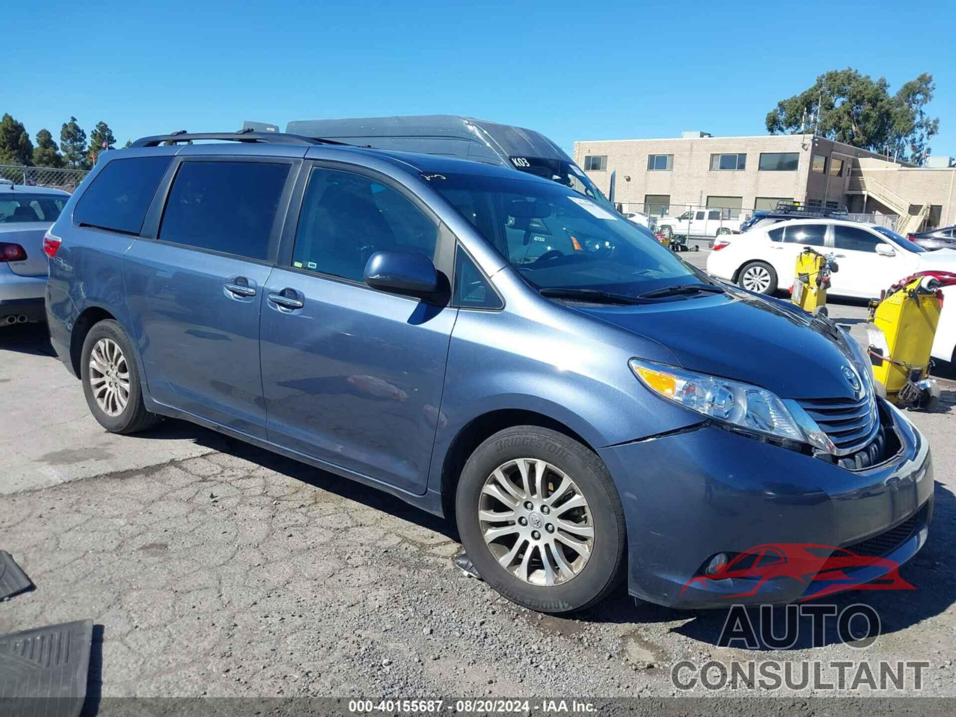 TOYOTA SIENNA 2017 - 5TDYZ3DC5HS805869