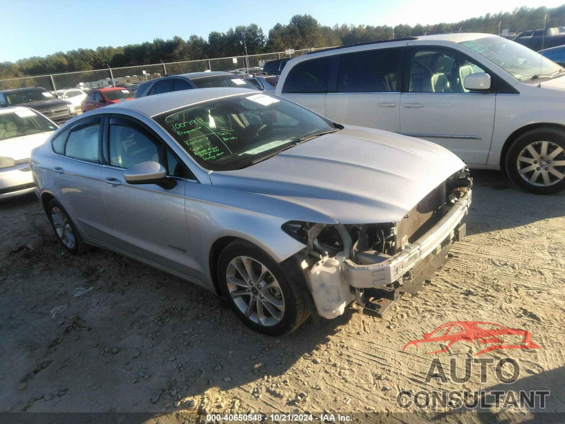 FORD FUSION HYBRID 2019 - 3FA6P0LU2KR189909