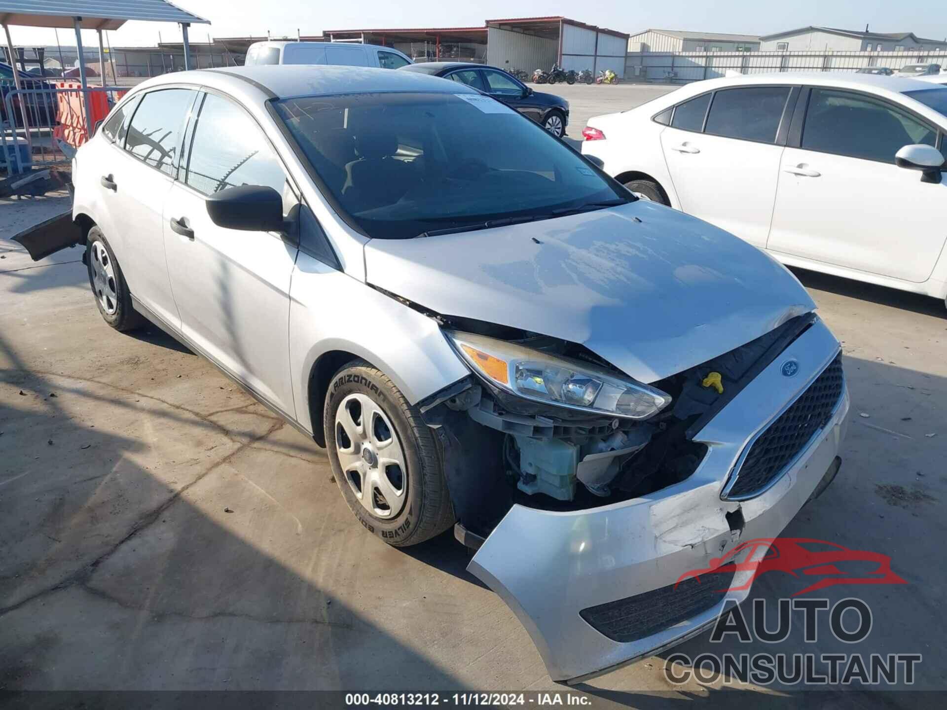 FORD FOCUS 2018 - 1FADP3E24JL204296