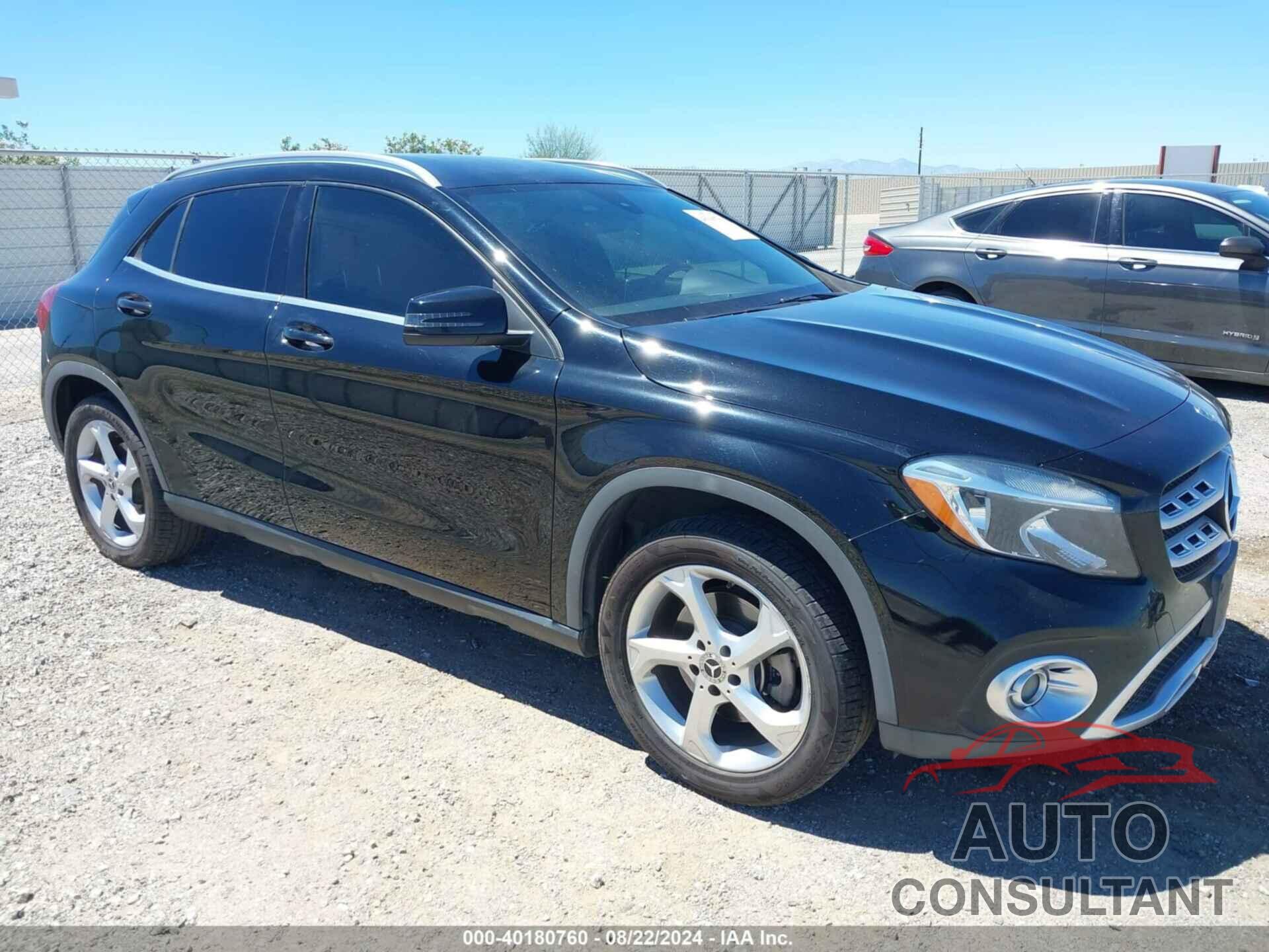 MERCEDES-BENZ GLA 250 2019 - WDCTG4GBXKU015019