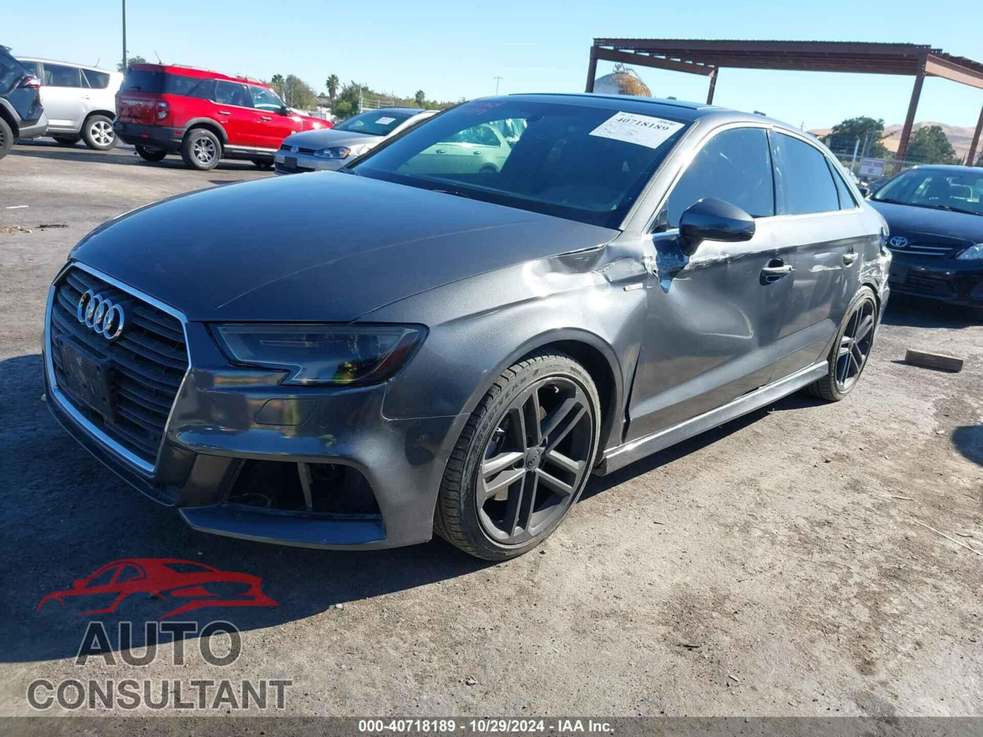 AUDI A3 2018 - WAUGUGFF6J1021127
