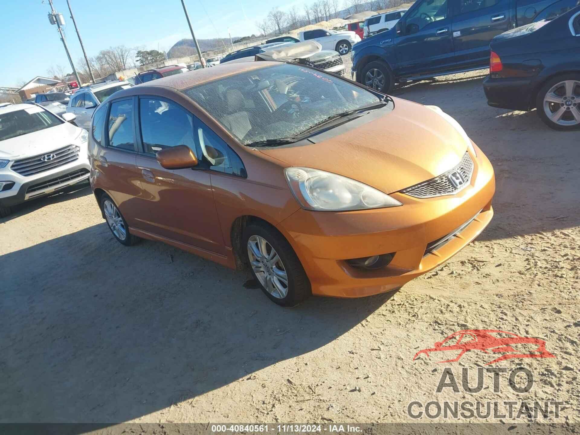 HONDA FIT 2011 - JHMGE8H58BS006553