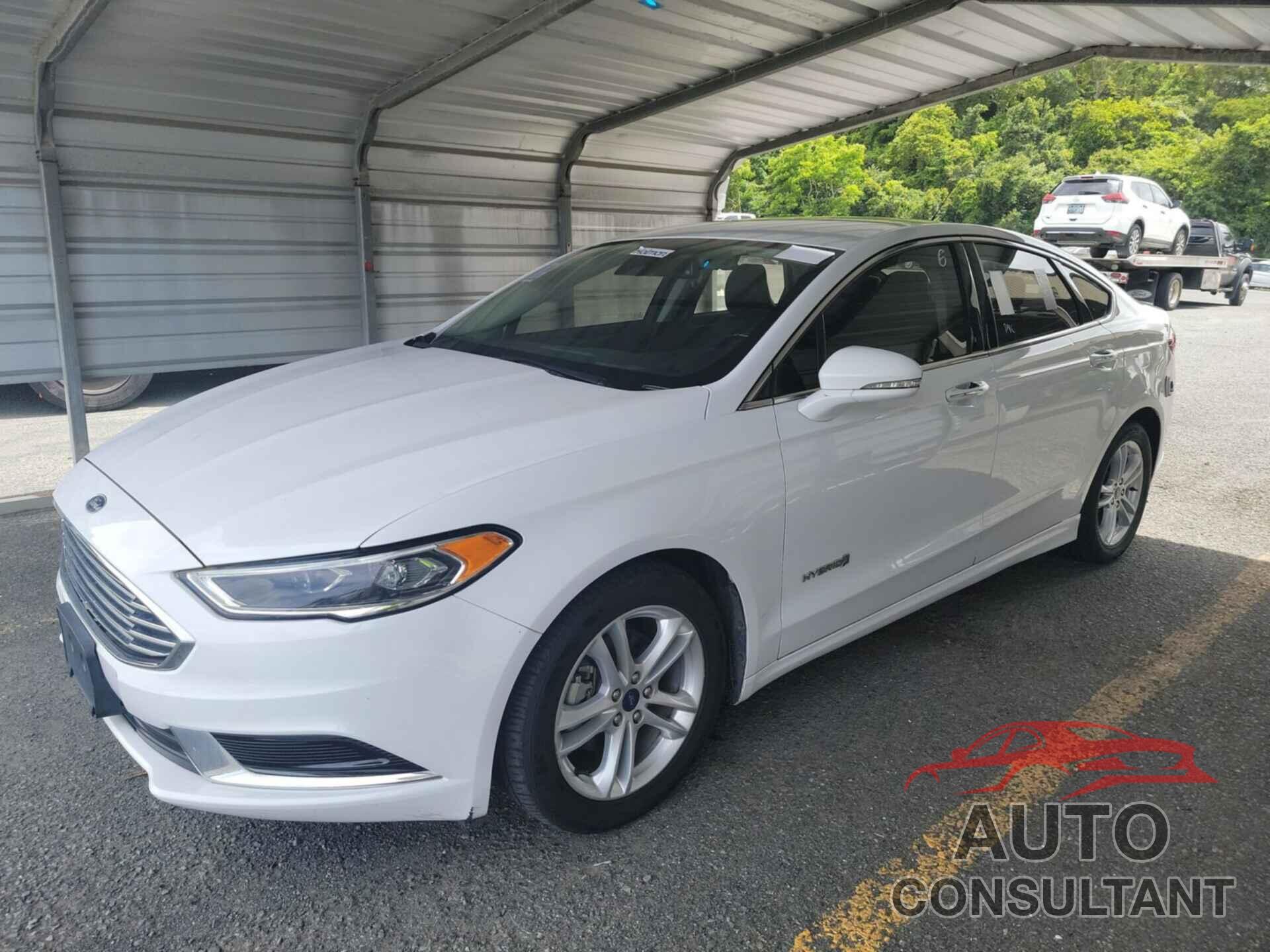 FORD FUSION HYBRID 2018 - 3FA6P0LU2JR278667
