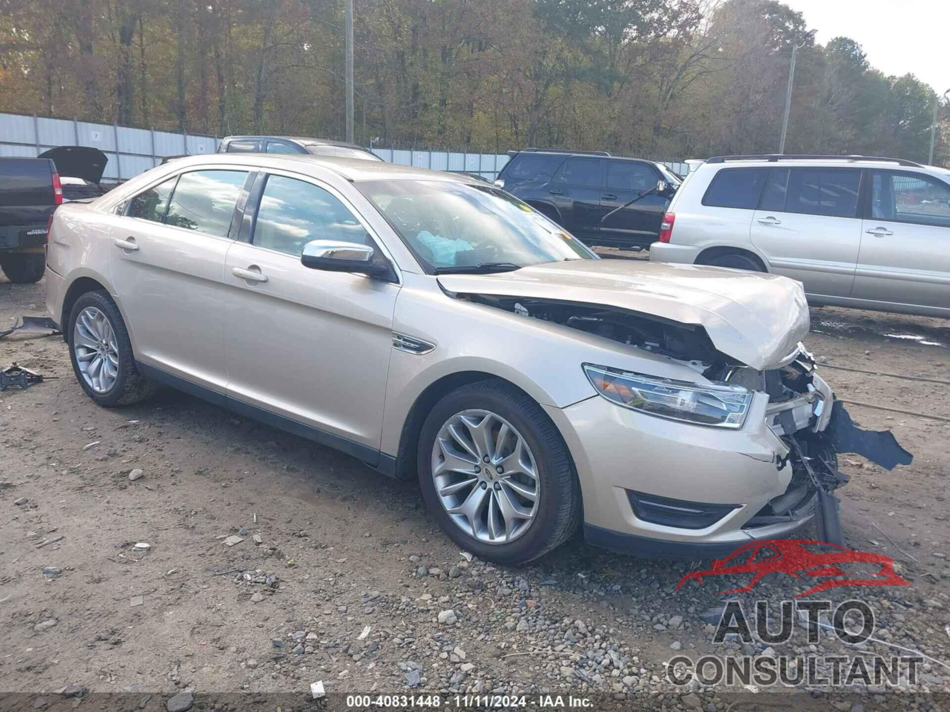 FORD TAURUS 2017 - 1FAHP2F82HG113724