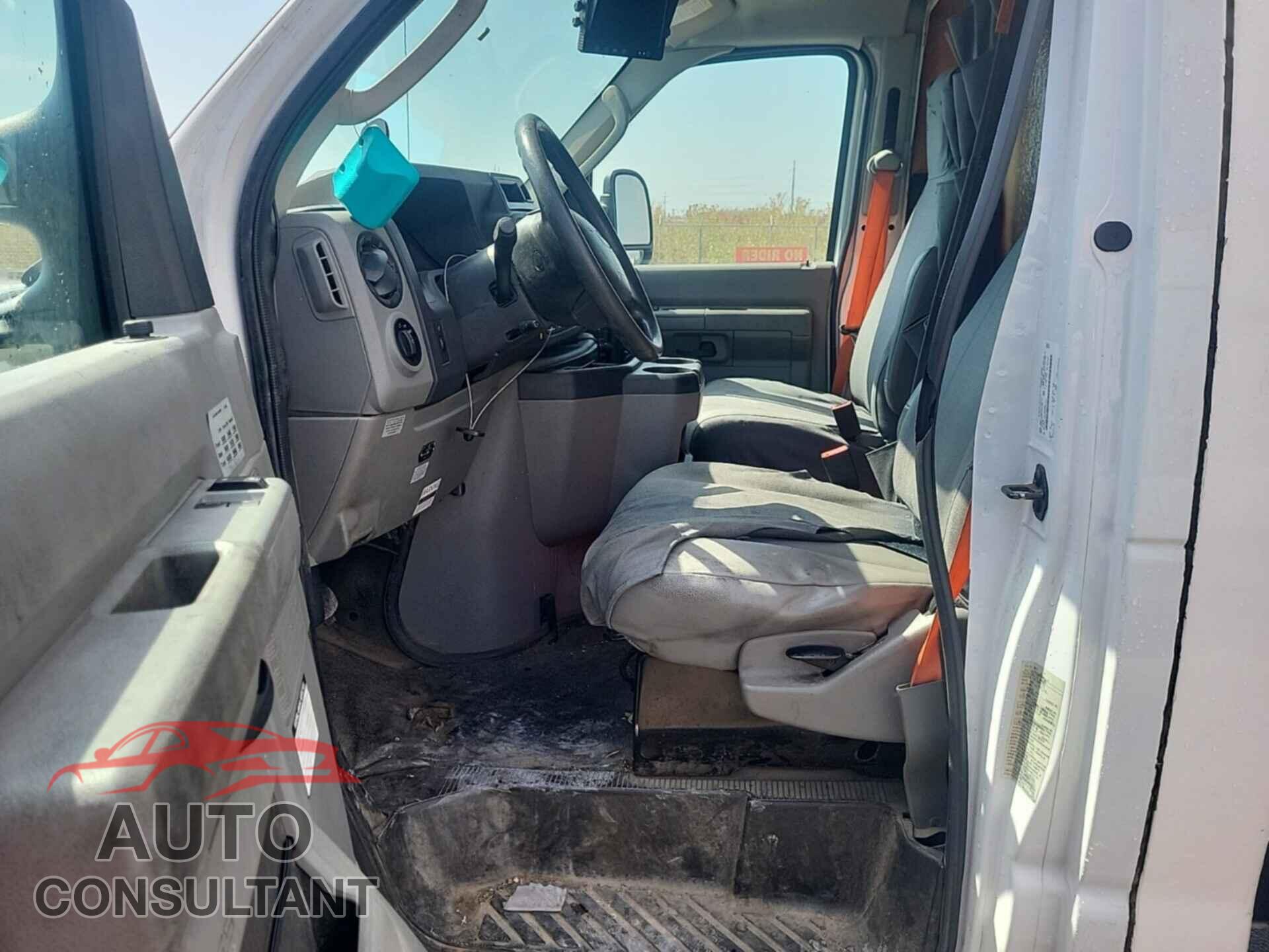 FORD E-450 CUTAWAY 2017 - 1FDXE4FS9HDC69100