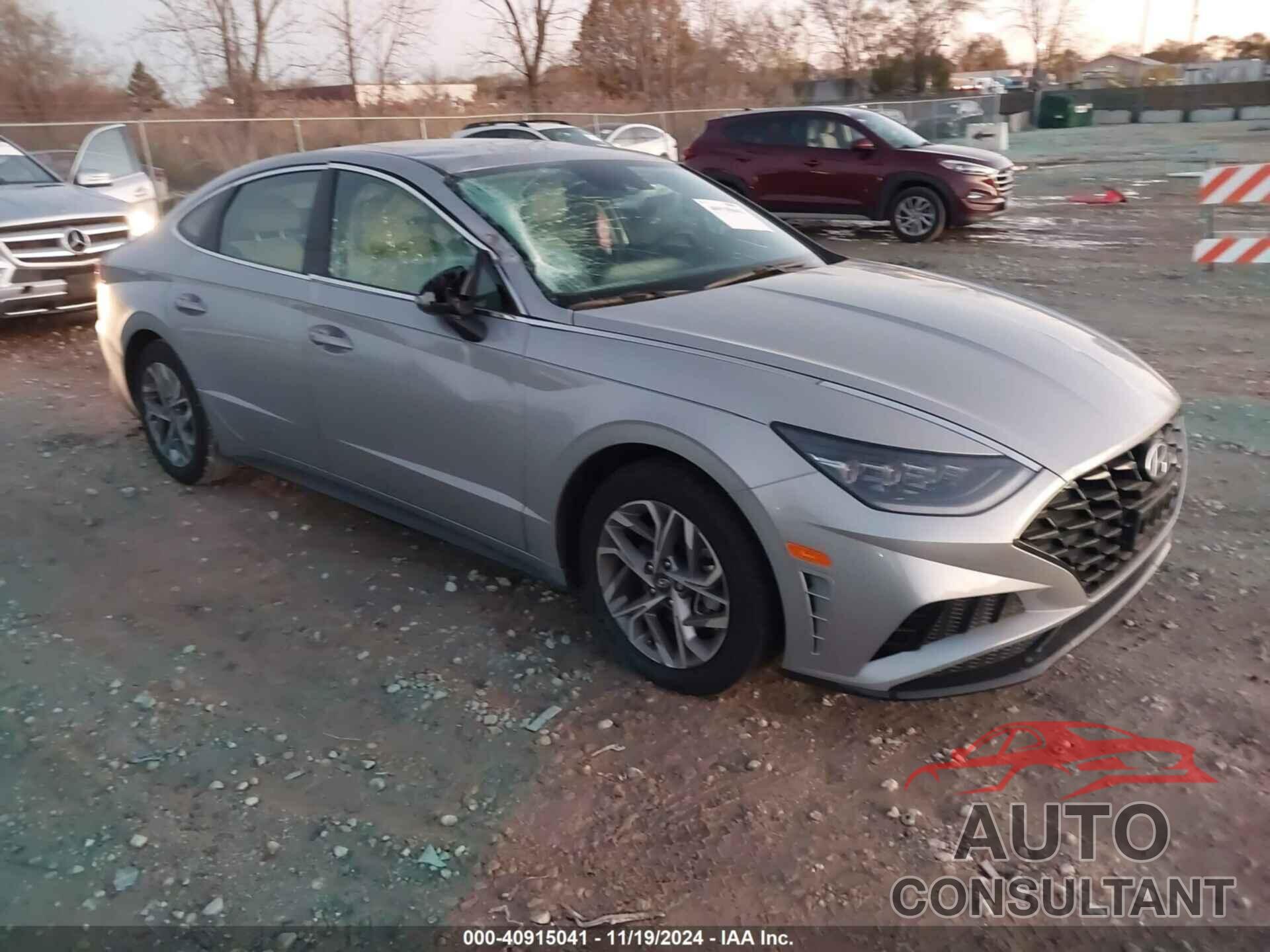 HYUNDAI SONATA 2023 - KMHL64JA2PA312167