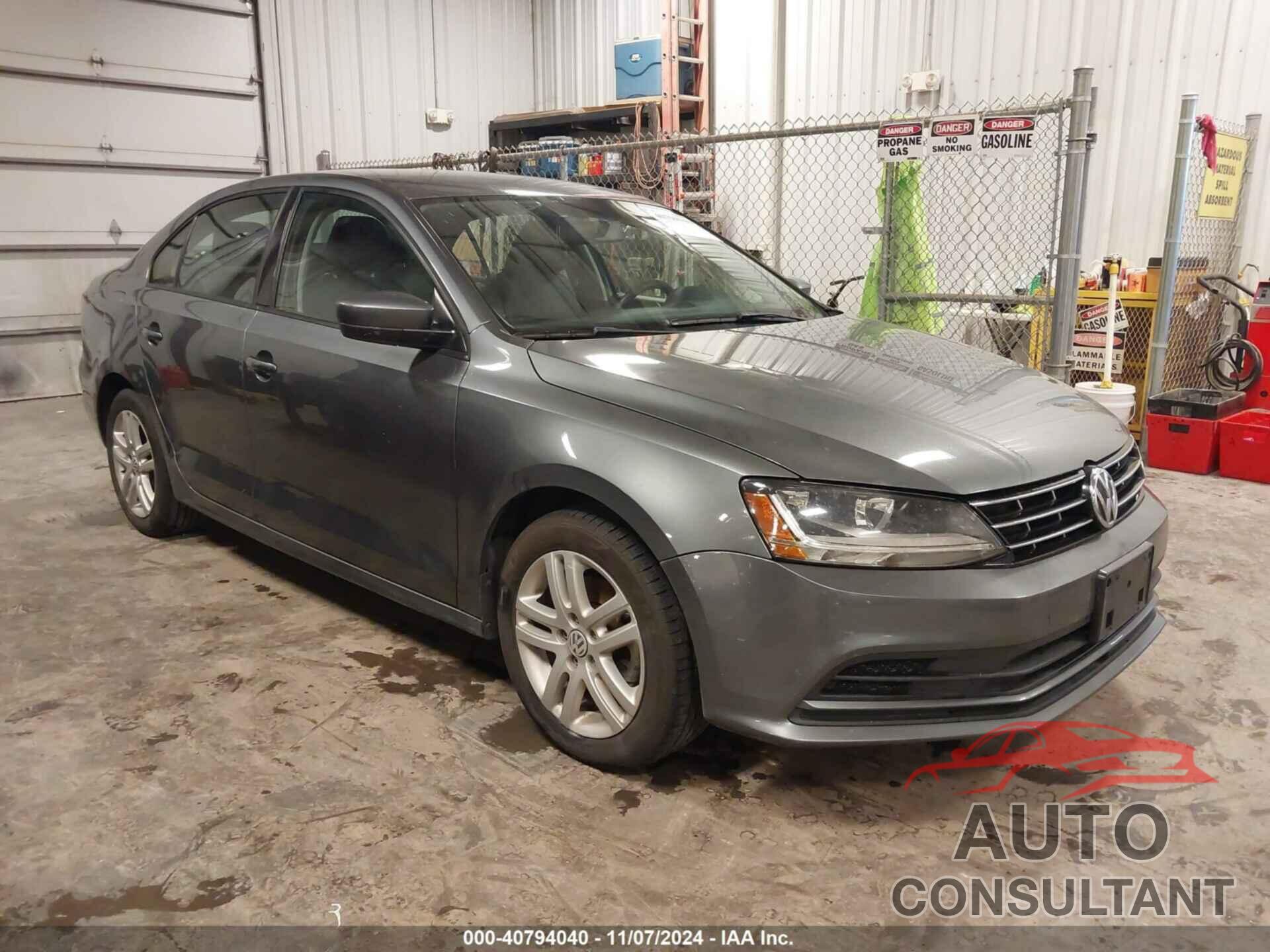 VOLKSWAGEN JETTA 2018 - 3VW2B7AJ6JM257615