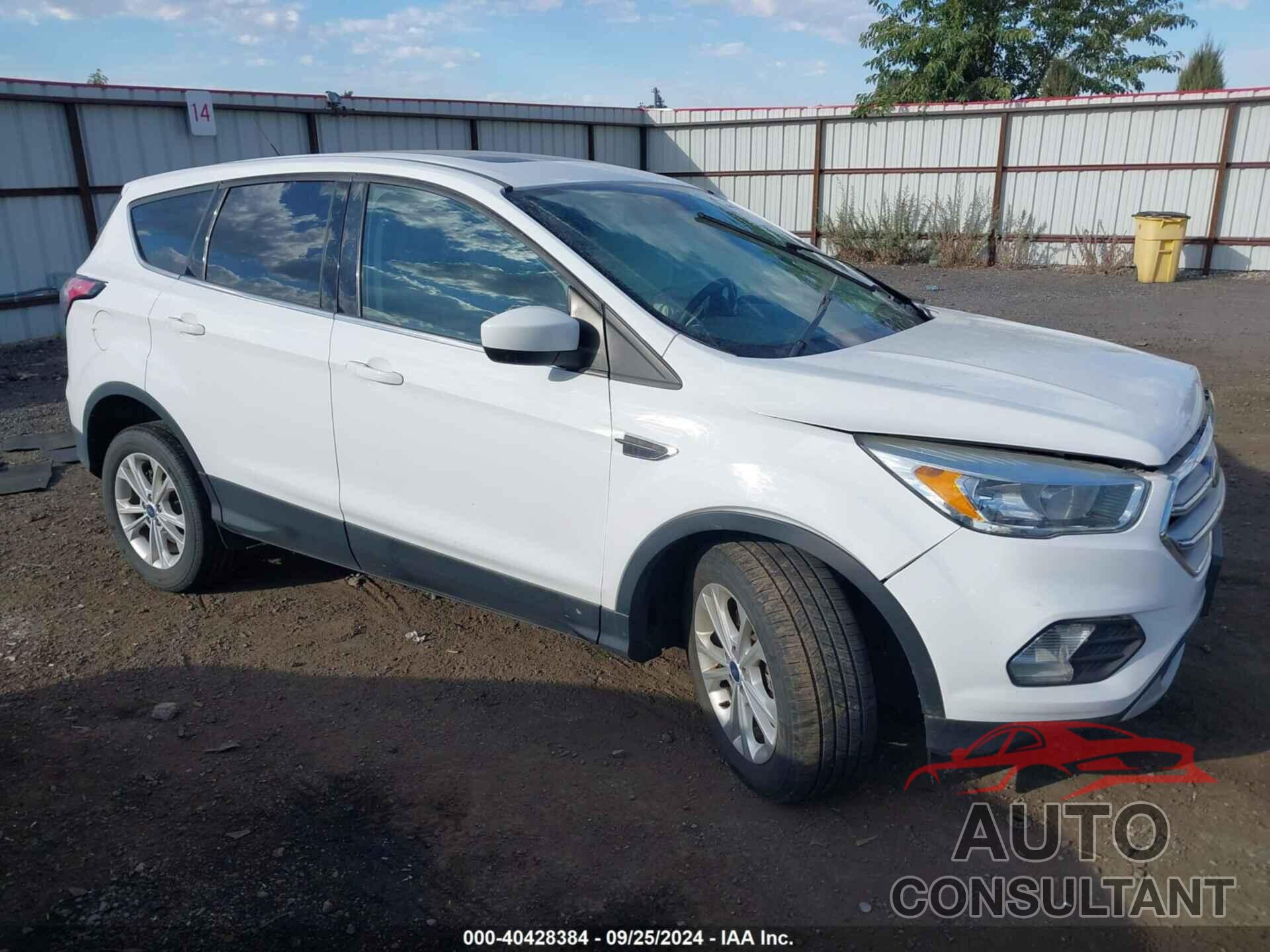FORD ESCAPE 2017 - 1FMCU9G94HUC89152