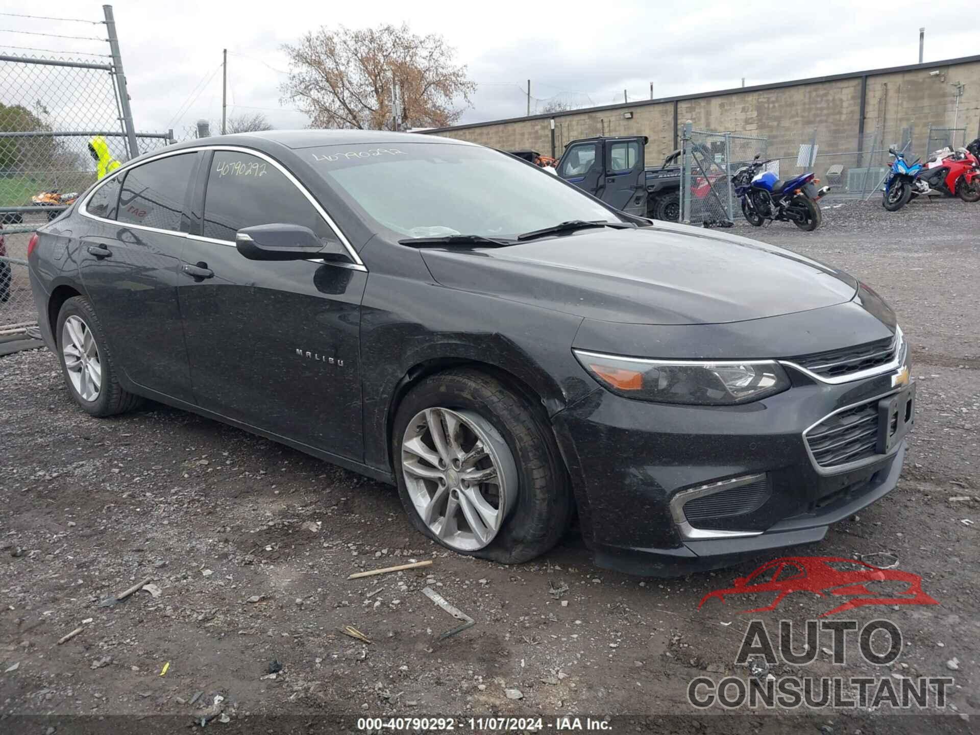 CHEVROLET MALIBU 2017 - 1G1ZE5ST0HF131332