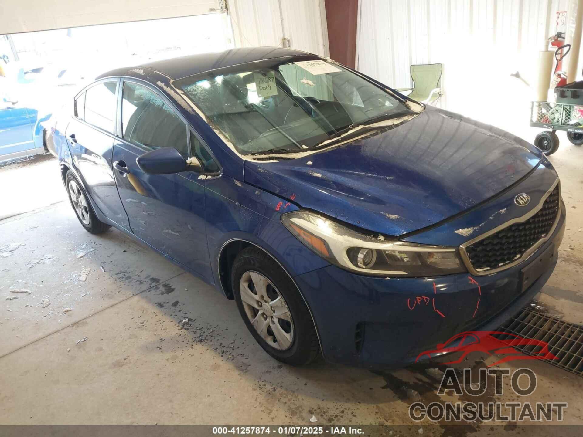 KIA FORTE 2017 - 3KPFK4A74HE010637