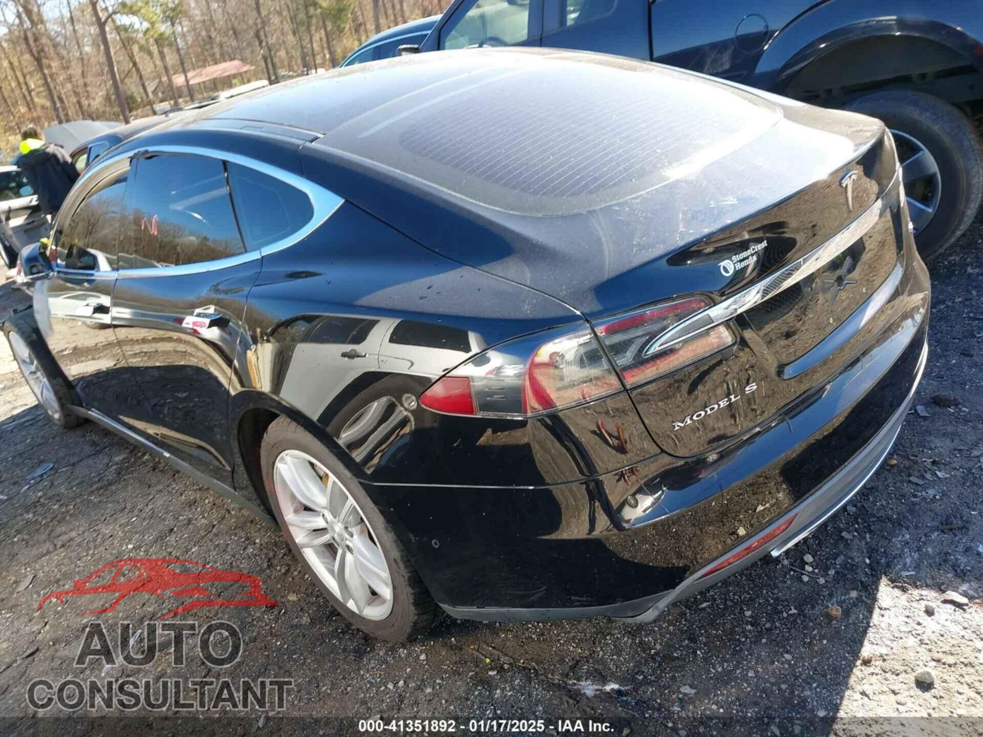 TESLA MODEL S 2014 - 5YJSA1H17EFP53669