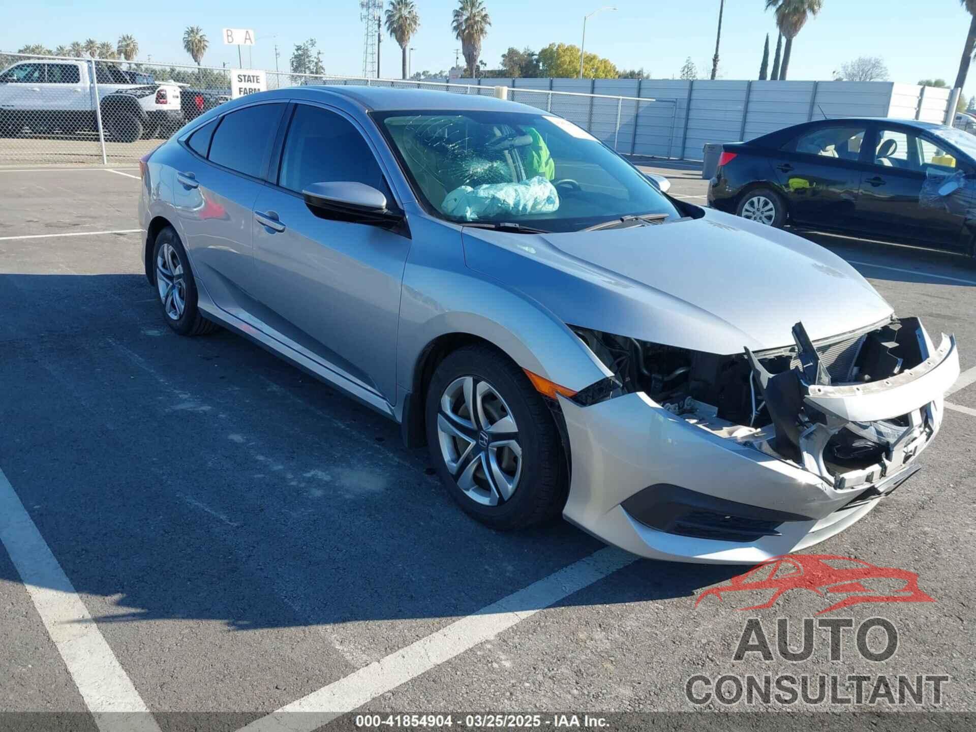 HONDA CIVIC 2018 - 2HGFC2F52JH594332