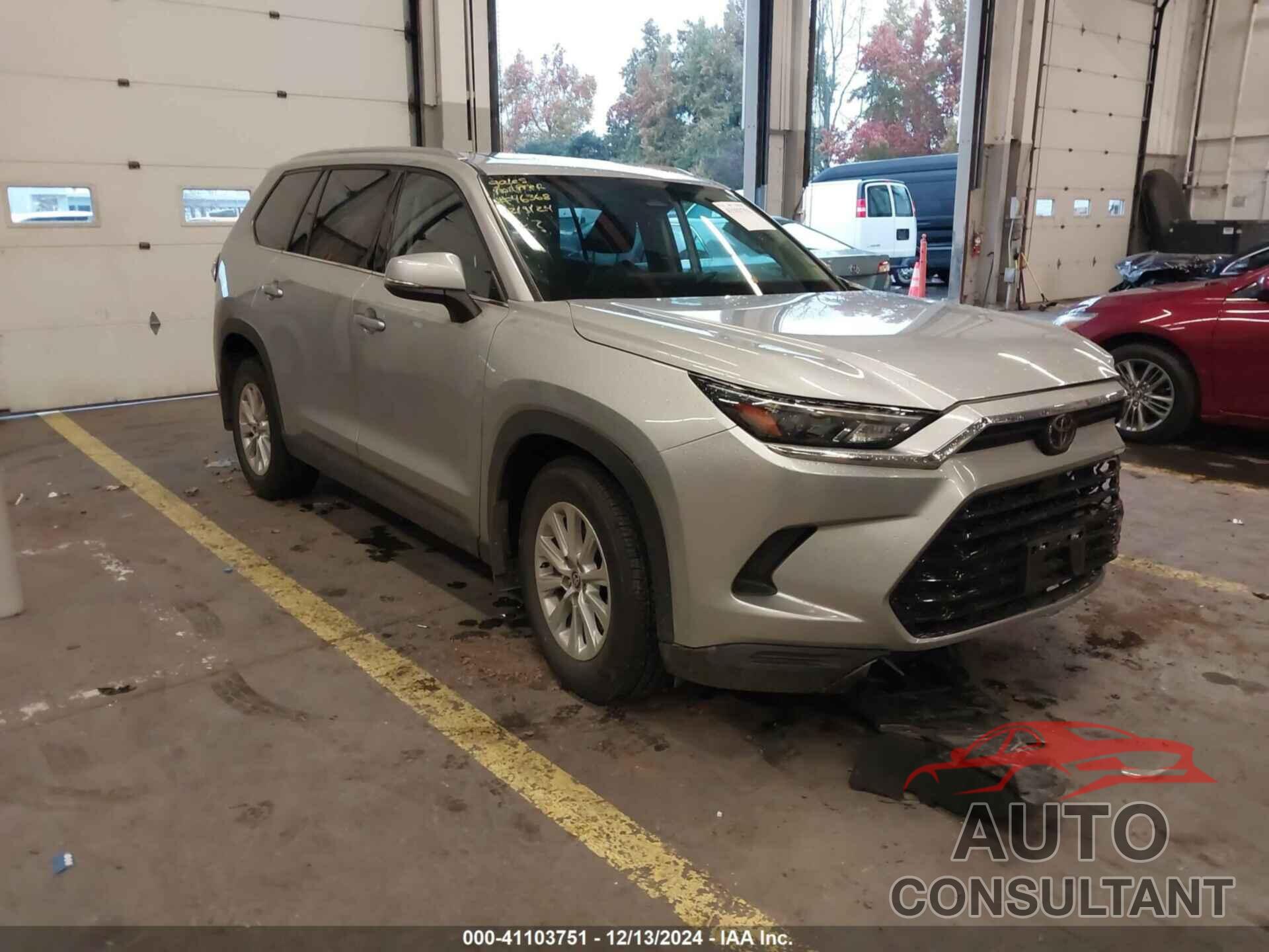 TOYOTA GRAND HIGHLANDER 2024 - 5TDAAAB55RS013384