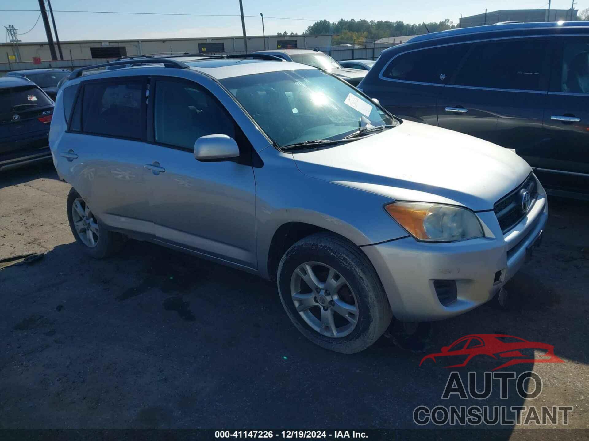 TOYOTA RAV4 2011 - 2T3BF4DV2BW083336