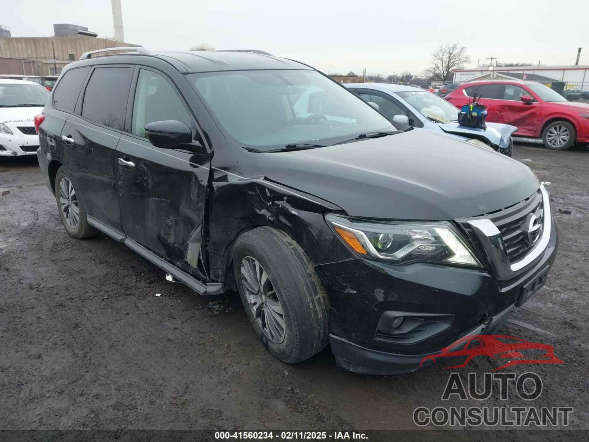 NISSAN PATHFINDER 2019 - 5N1DR2MM6KC578343