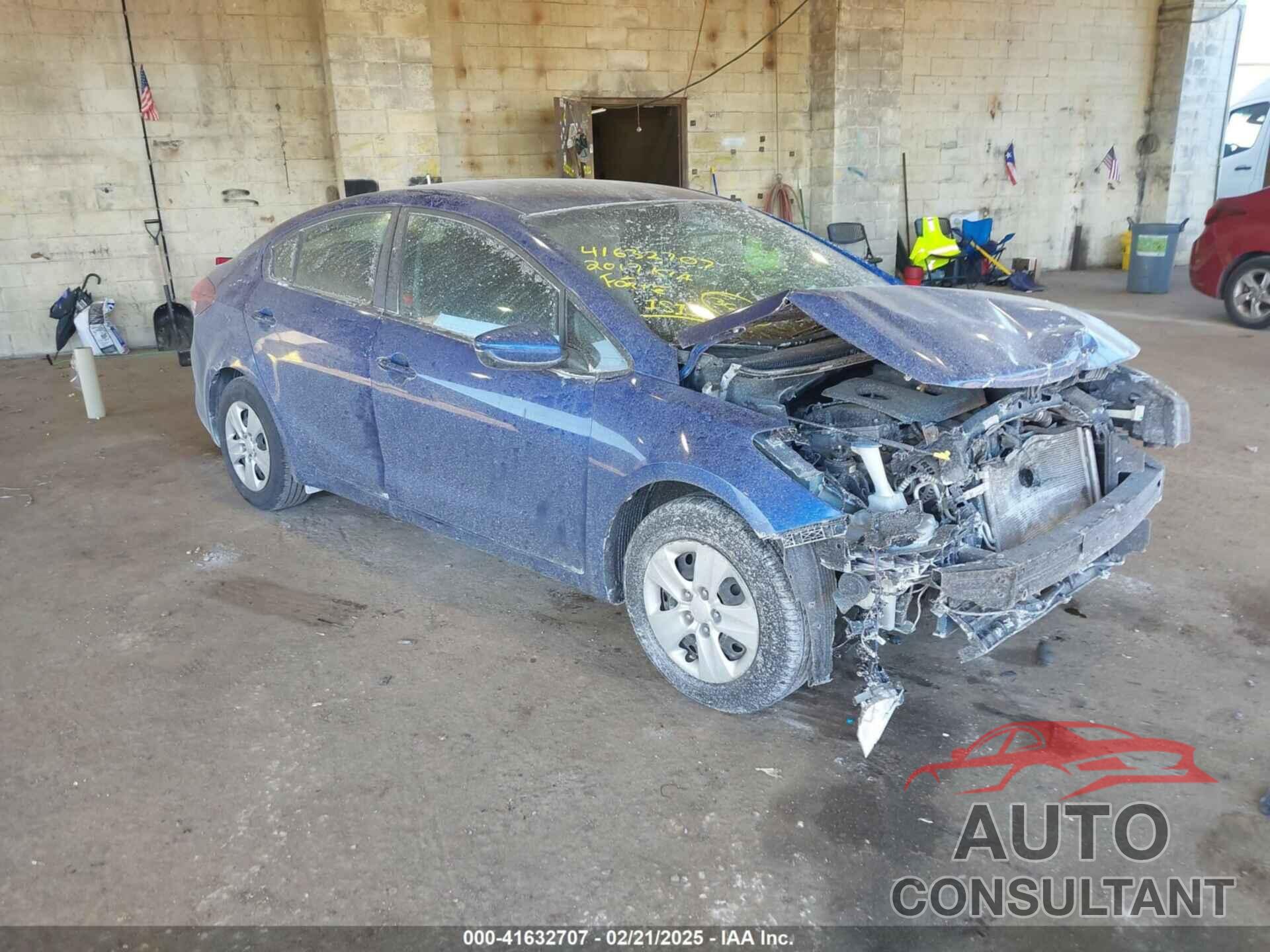 KIA FORTE 2017 - 3KPFL4A79HE052430