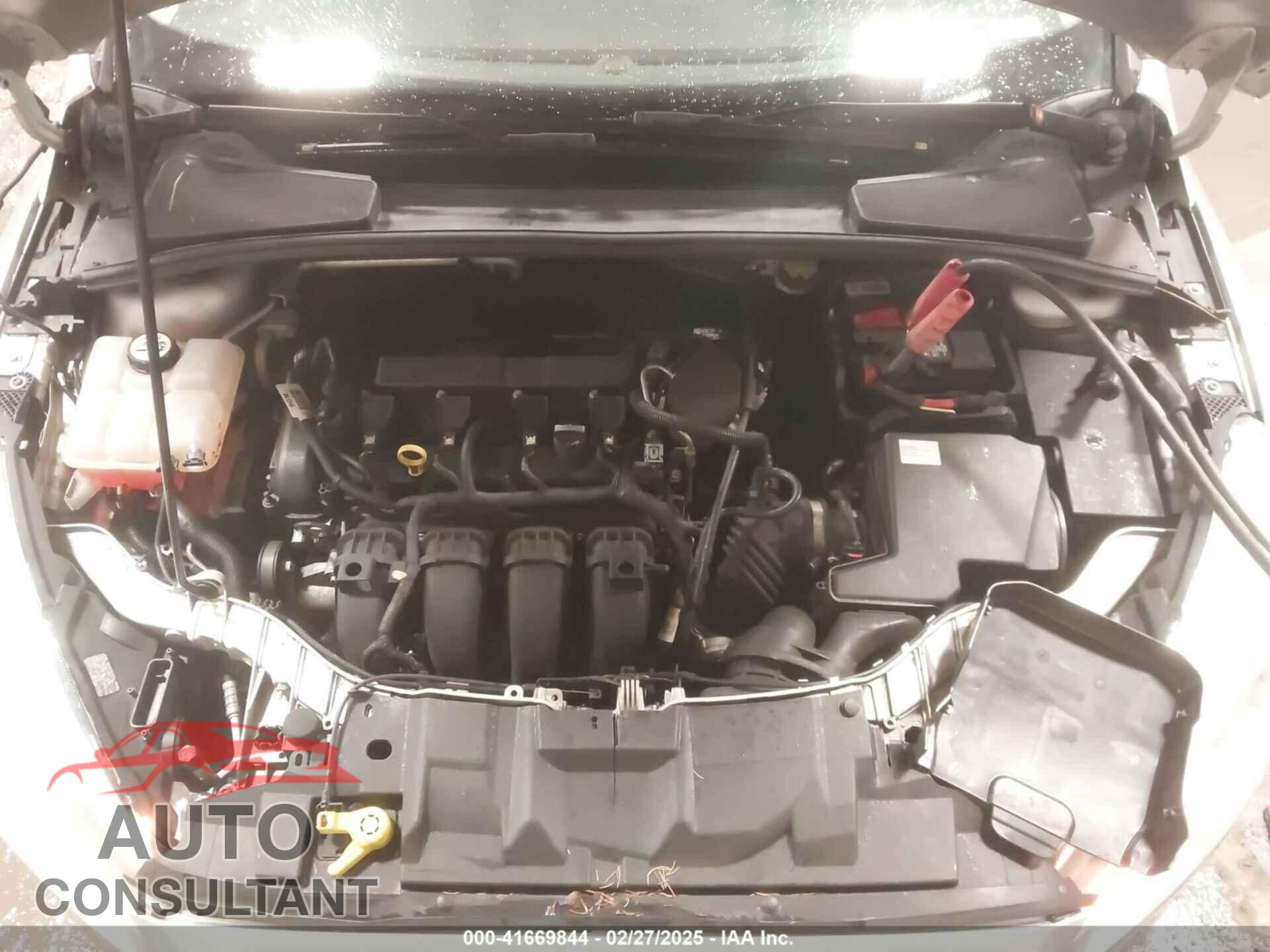 FORD FOCUS 2015 - 1FADP3K29FL328611