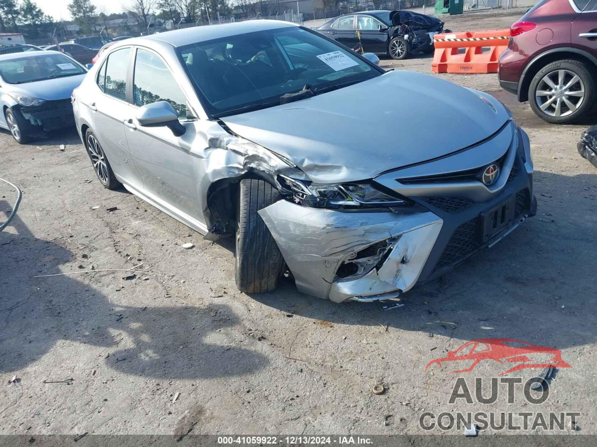 TOYOTA CAMRY 2020 - 4T1G11AKXLU888637