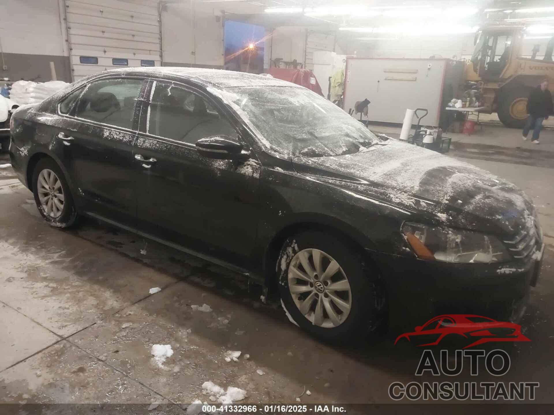 VOLKSWAGEN PASSAT 2012 - 1VWAP7A30CC011405