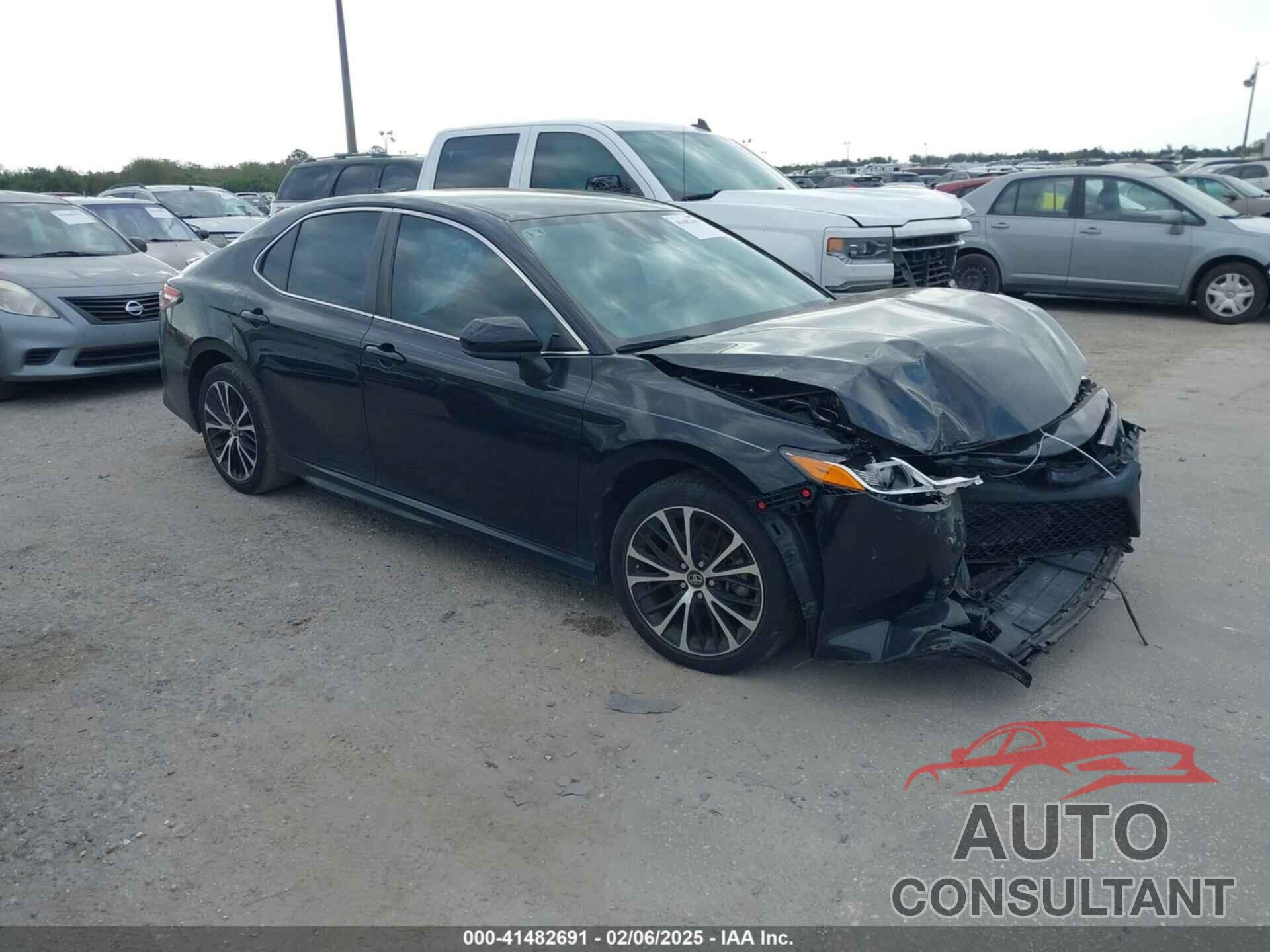 TOYOTA CAMRY 2019 - 4T1B11HK3KU735564