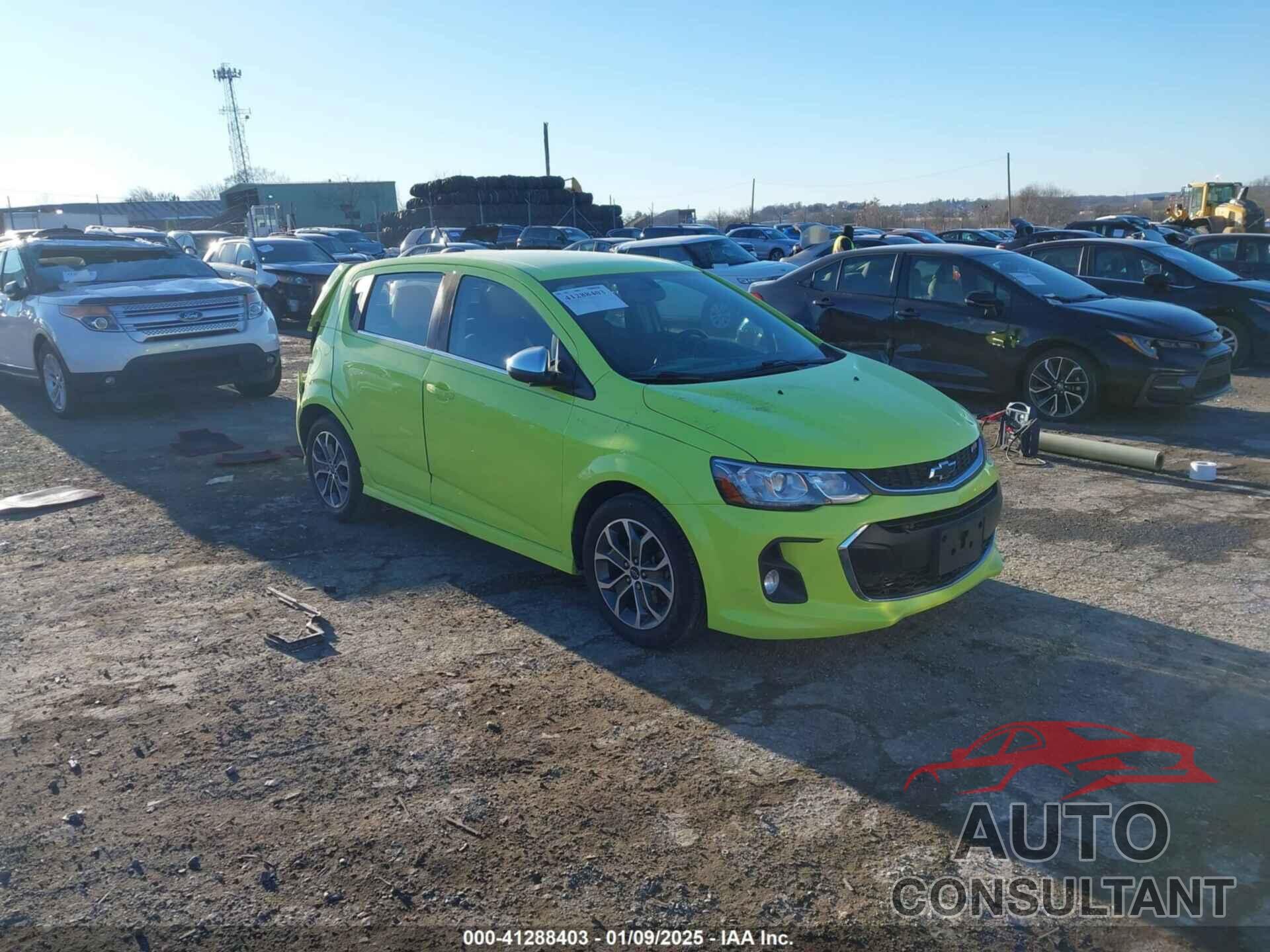CHEVROLET SONIC 2019 - 1G1JD6SB3K4114752