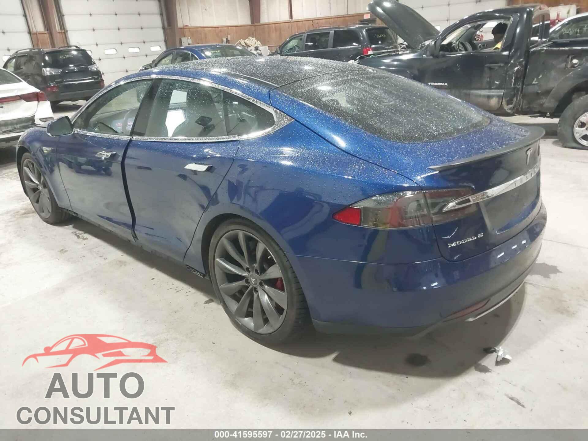 TESLA MODEL S 2015 - 5YJSA1E44FF105819