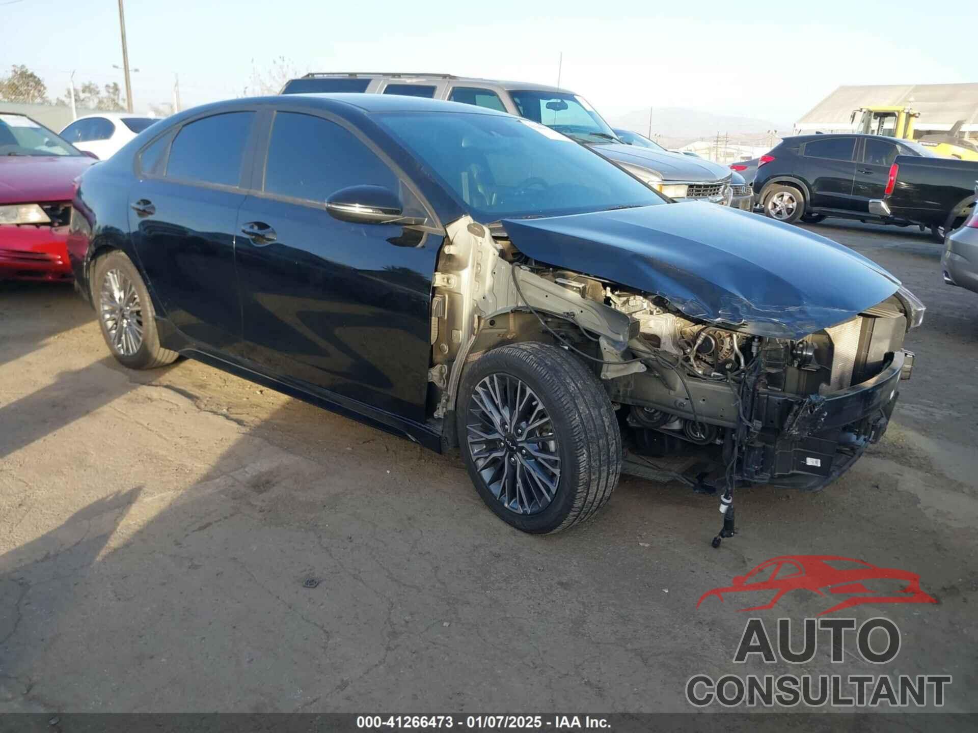 KIA FORTE 2023 - 3KPF54AD4PE584165