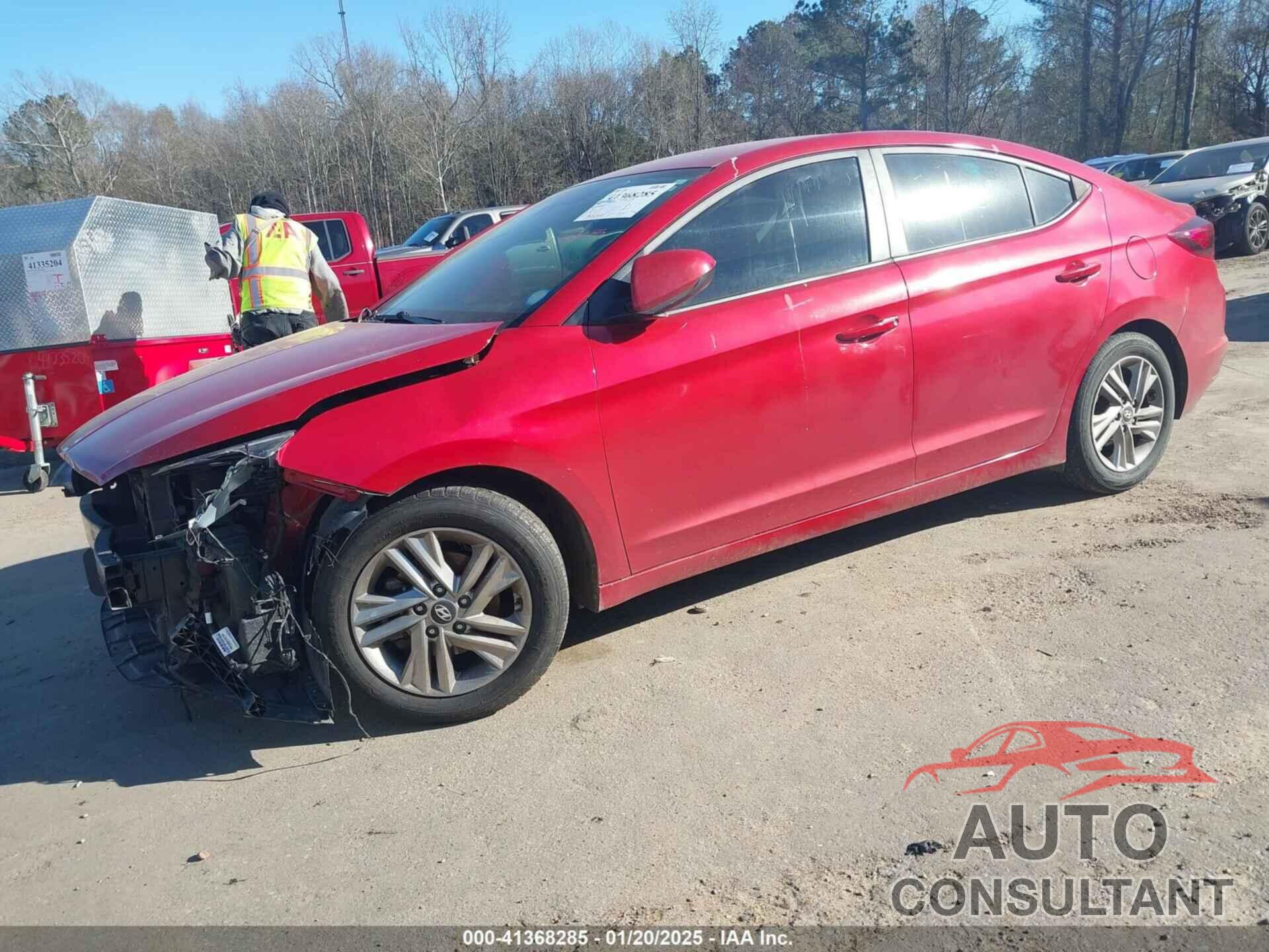 HYUNDAI ELANTRA 2019 - 5NPD84LF9KH421898
