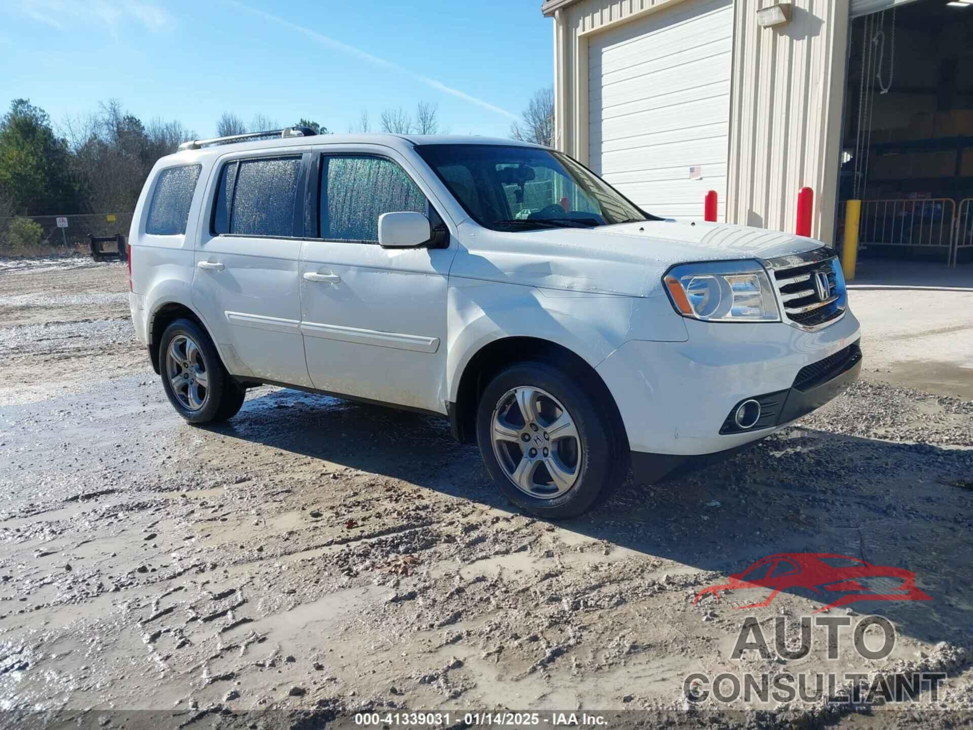 HONDA PILOT 2013 - 5FNYF3H57DB044331