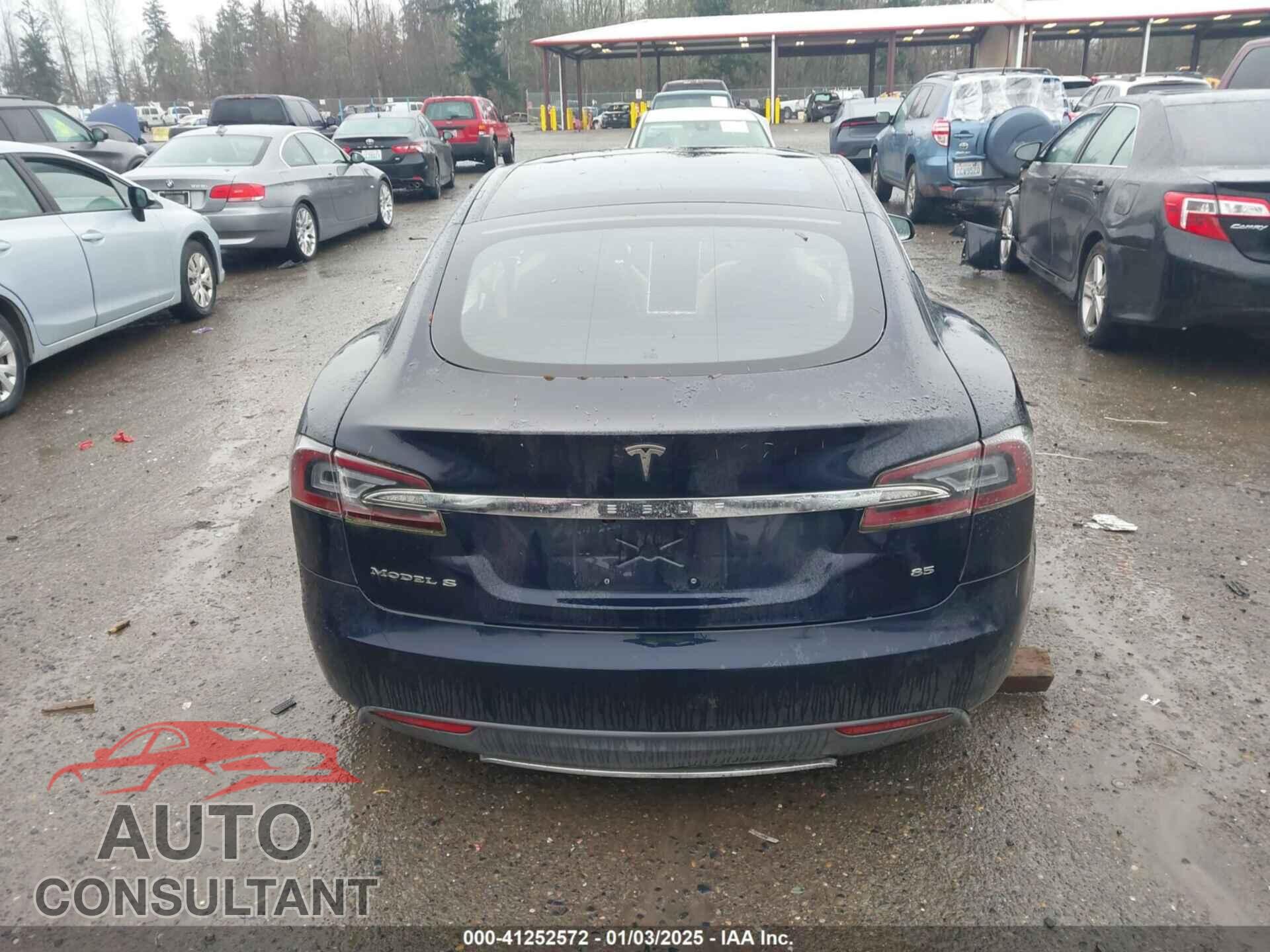 TESLA MODEL S 2013 - 5YJSA1CN9DFP12873