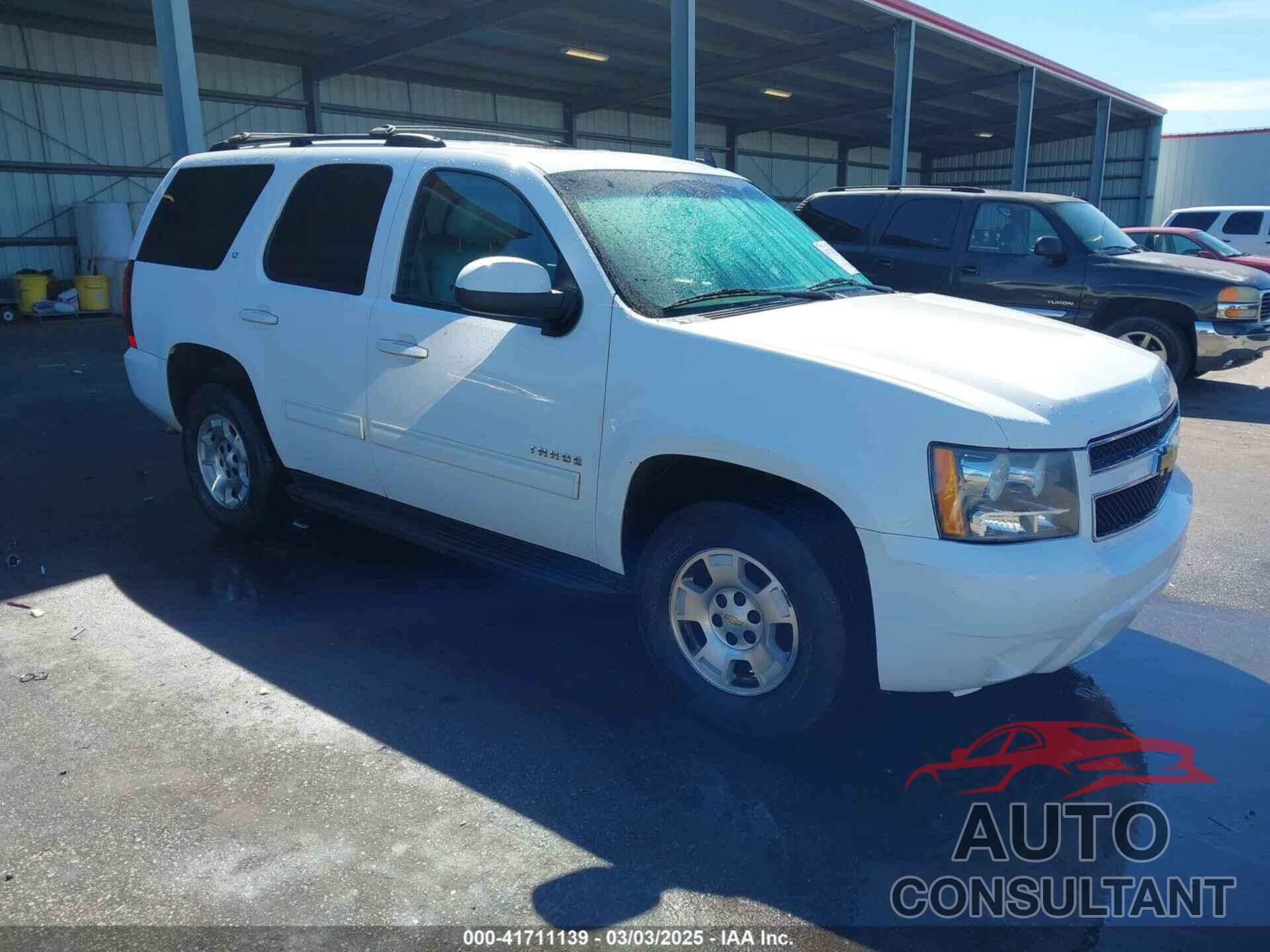 CHEVROLET TAHOE 2013 - 1GNSCBE01DR331683