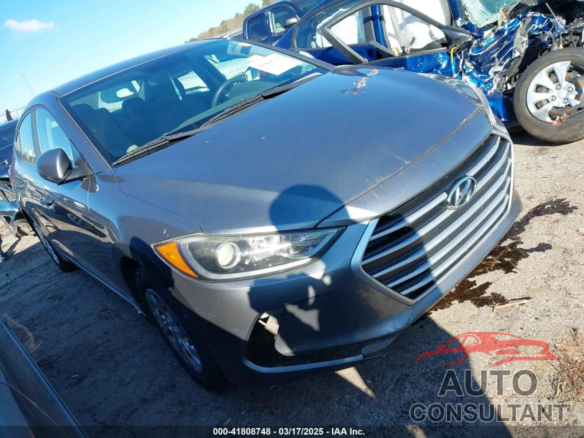 HYUNDAI ELANTRA 2017 - KMHD74LF9HU071525