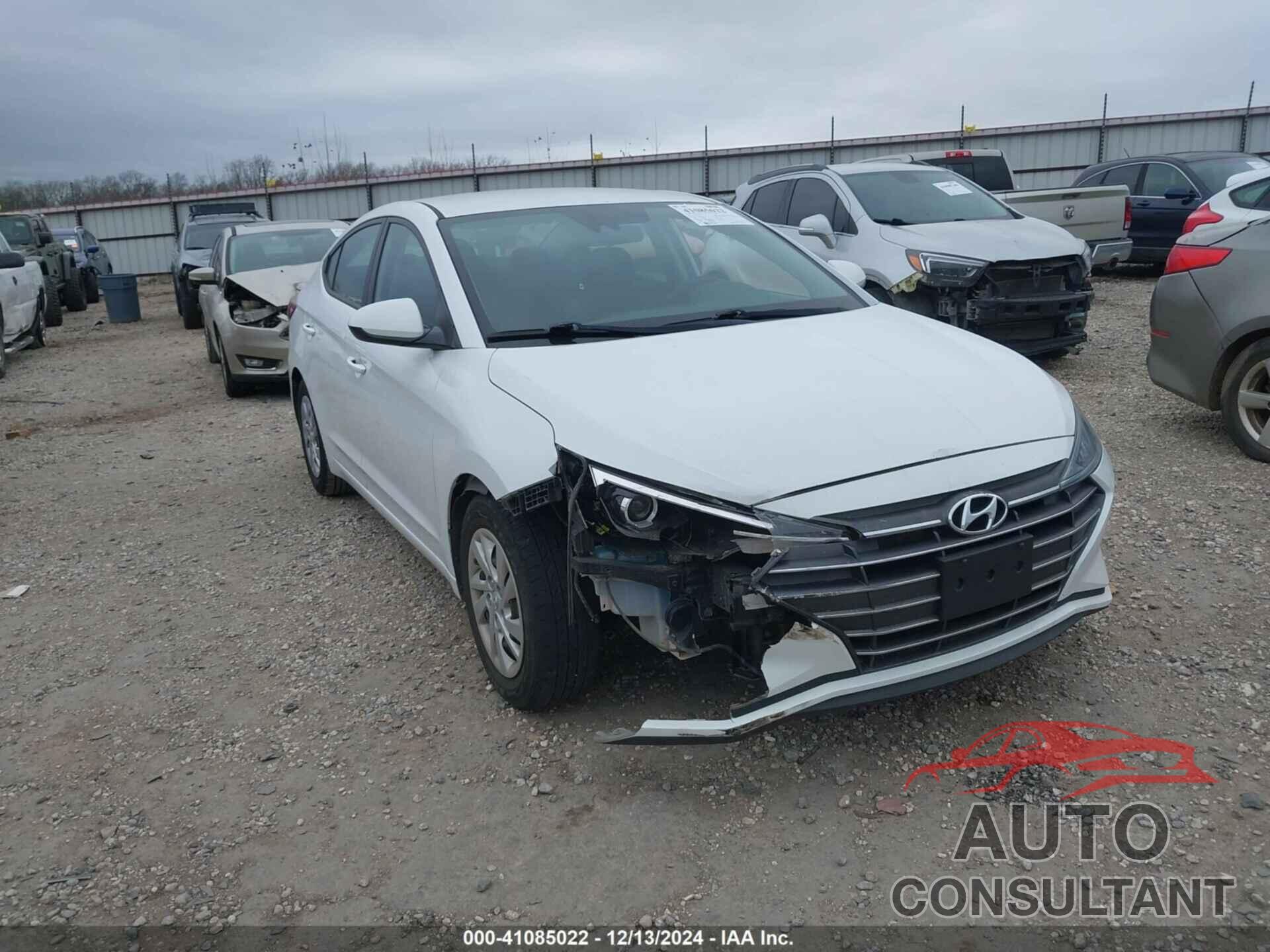HYUNDAI ELANTRA 2020 - 5NPD74LF7LH610716
