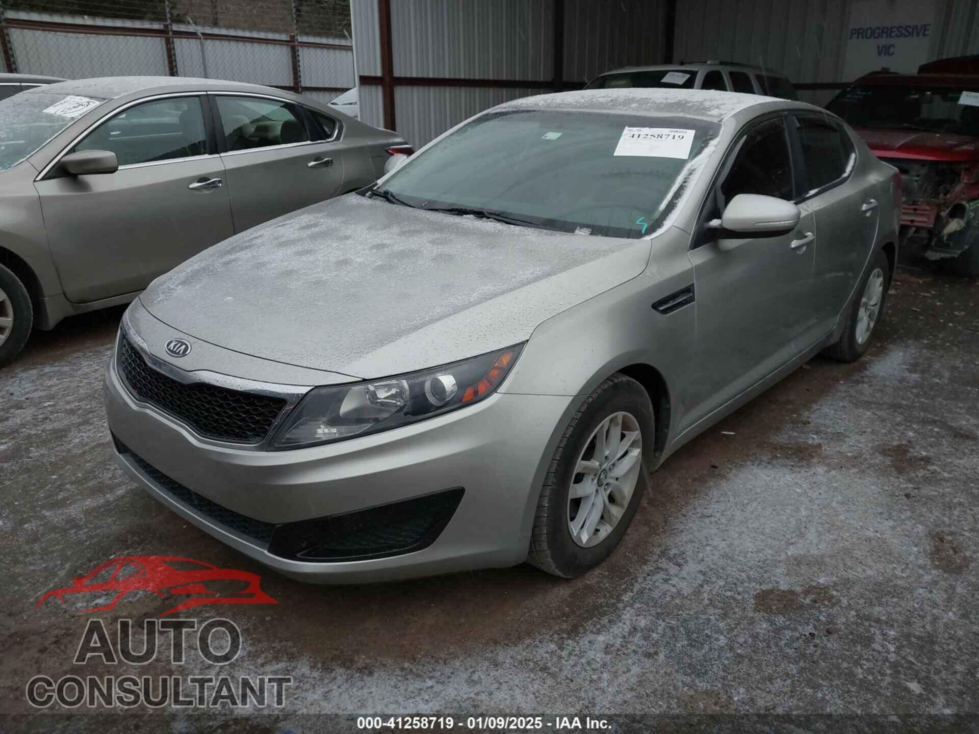 KIA OPTIMA 2011 - KNAGM4A78B5057880