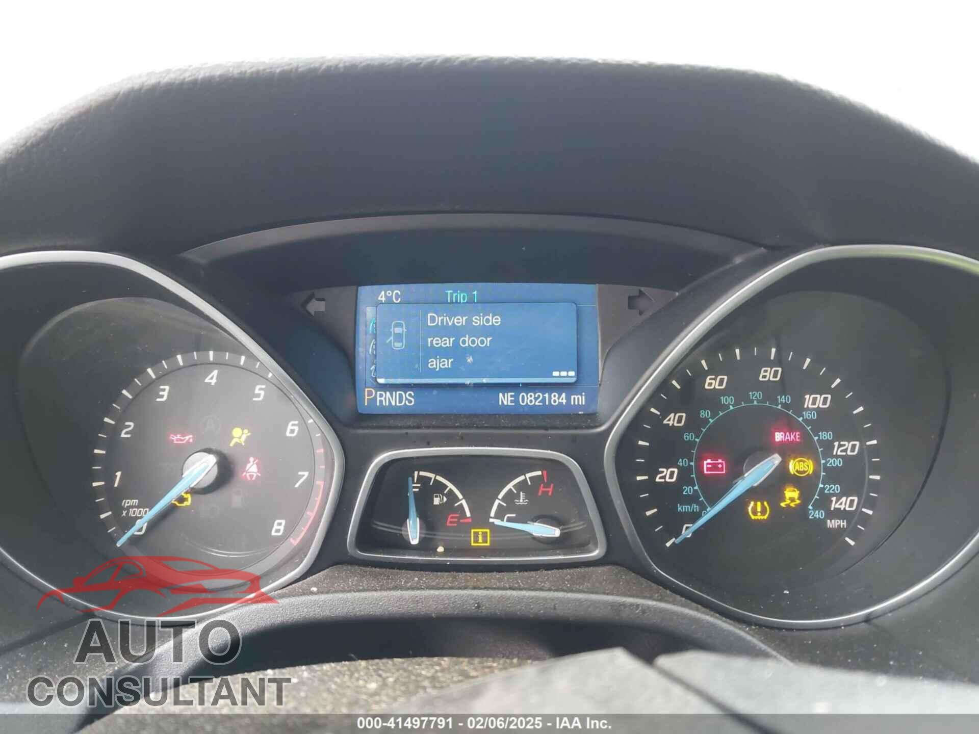 FORD FOCUS 2014 - 1FADP3F2XEL330912