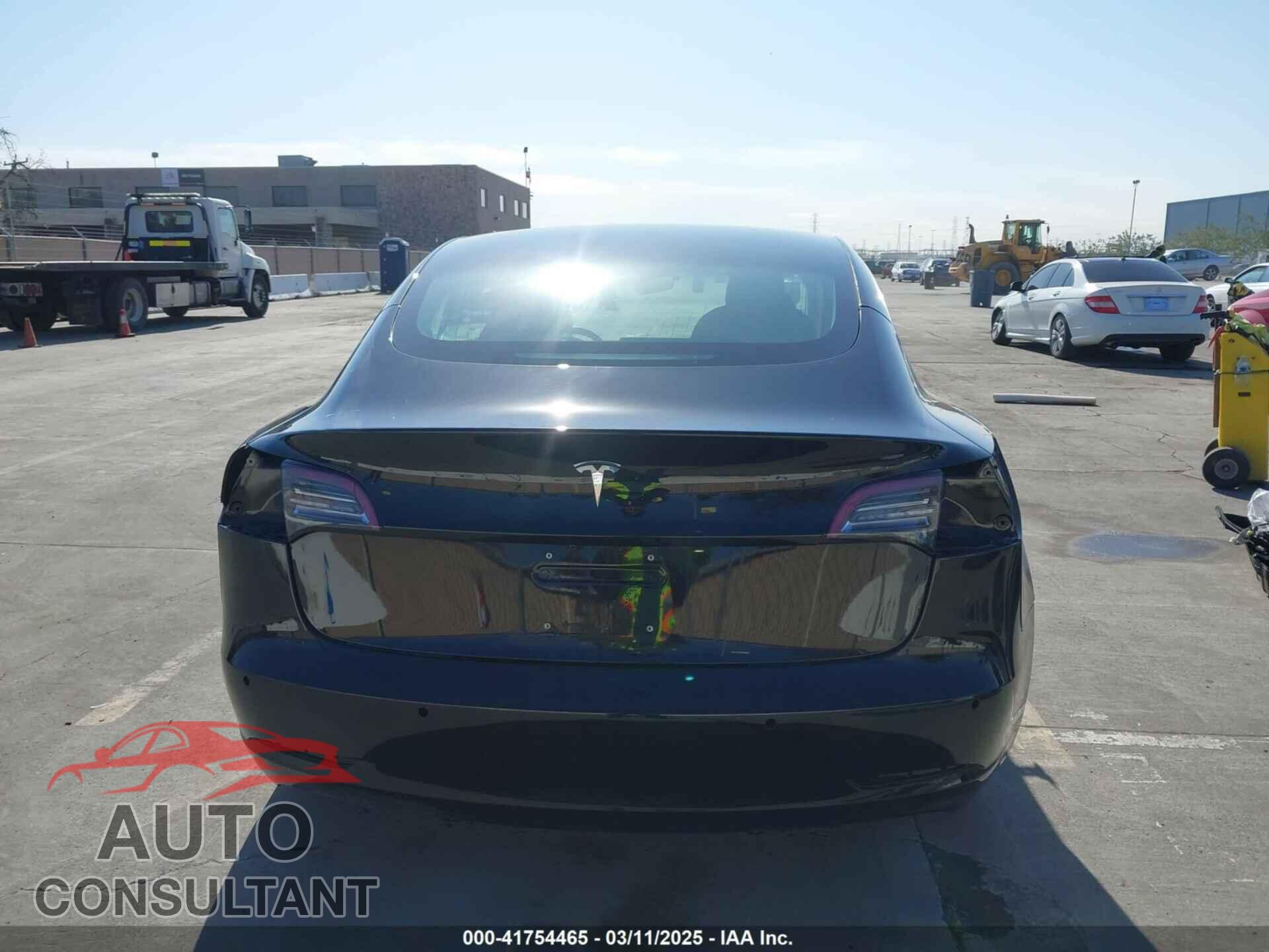 TESLA MODEL 3 2018 - 5YJ3E1EA4JF069895