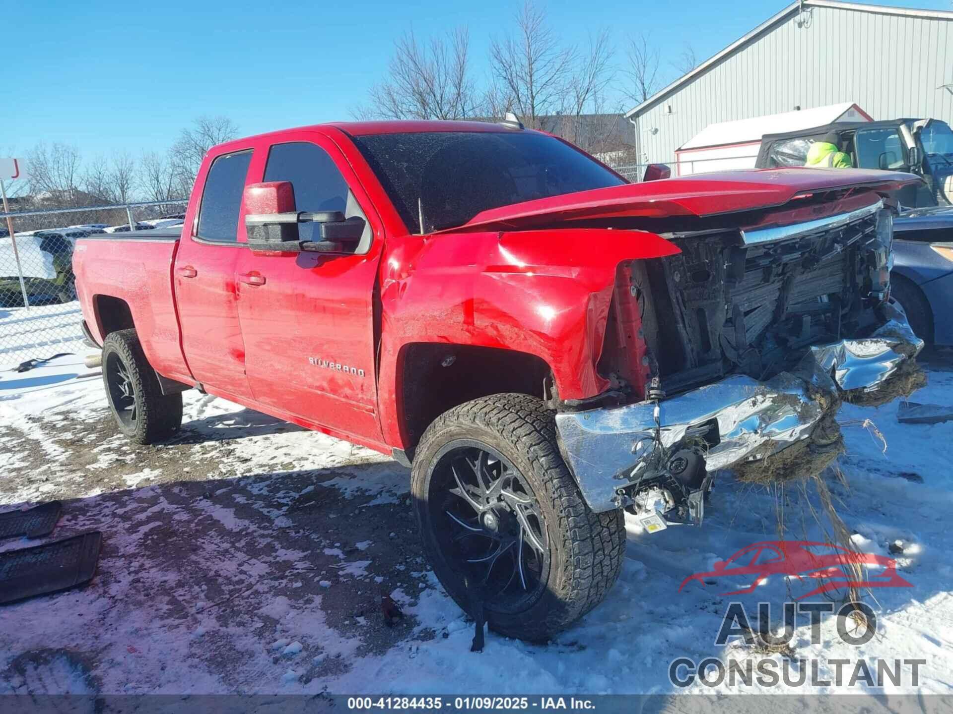 CHEVROLET SILVERADO 1500 2017 - 1GCVKREC3HZ256812