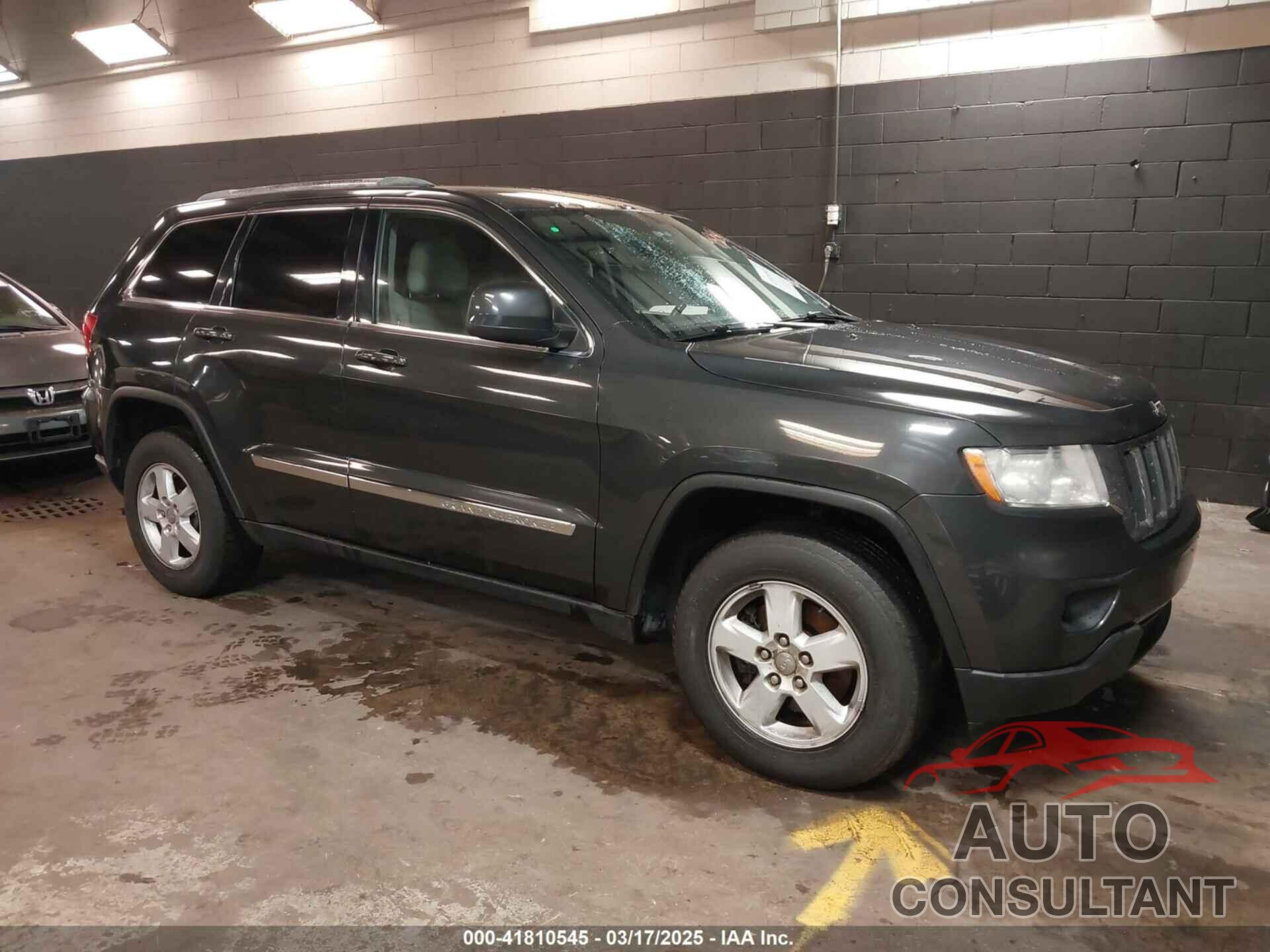 JEEP GRAND CHEROKEE 2011 - 1J4RR4GG5BC609118