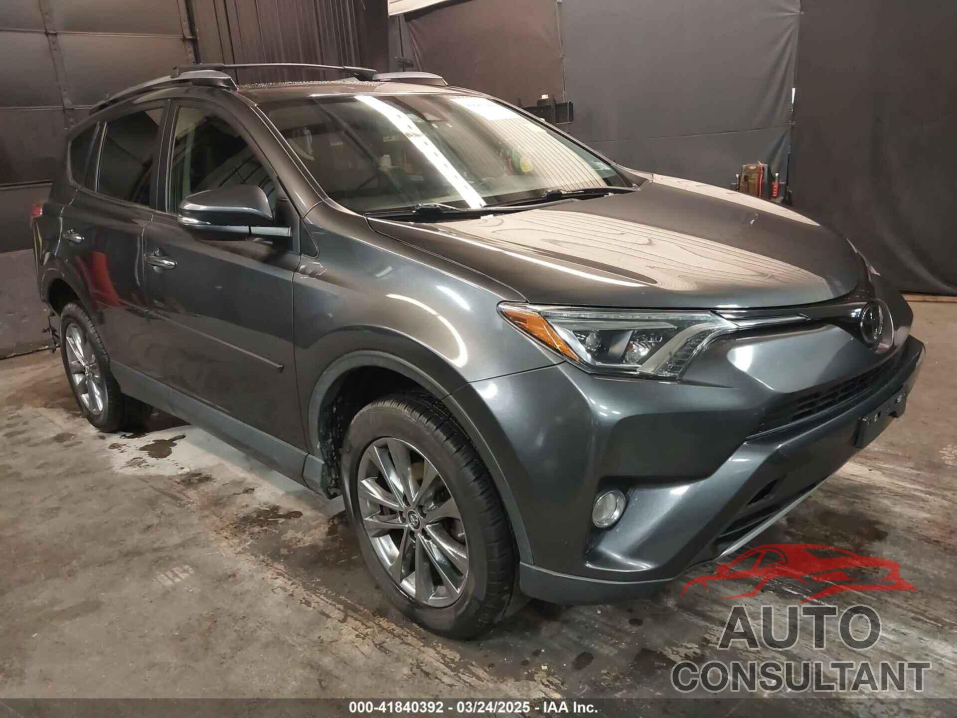TOYOTA RAV4 2018 - JTMDFREV0JJ192265