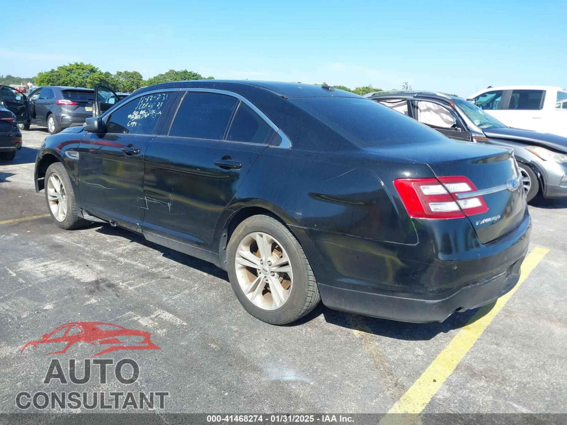 FORD TAURUS 2015 - 1FAHP2D88FG192543