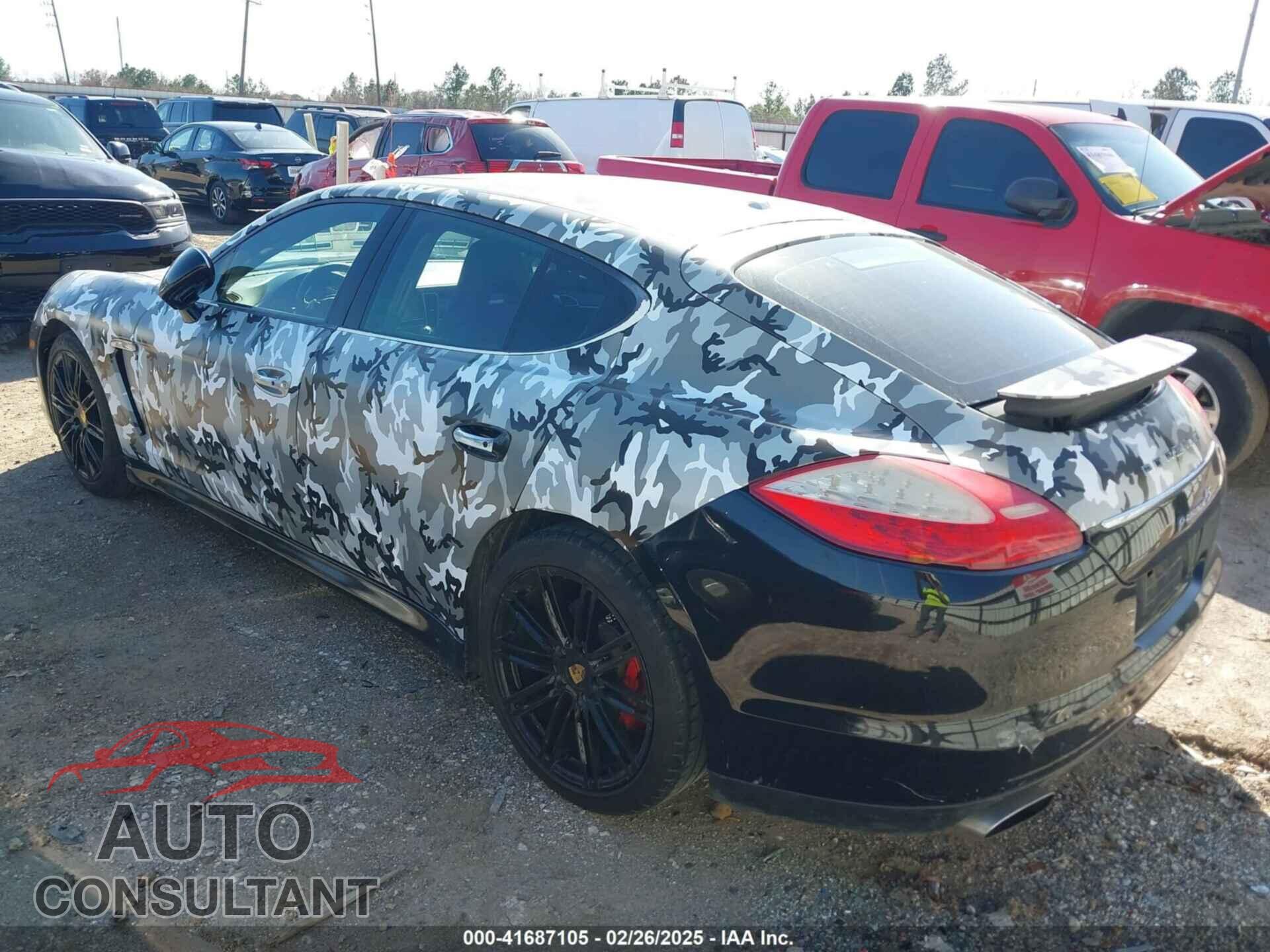PORSCHE PANAMERA 2011 - WP0AA2A72BL010877