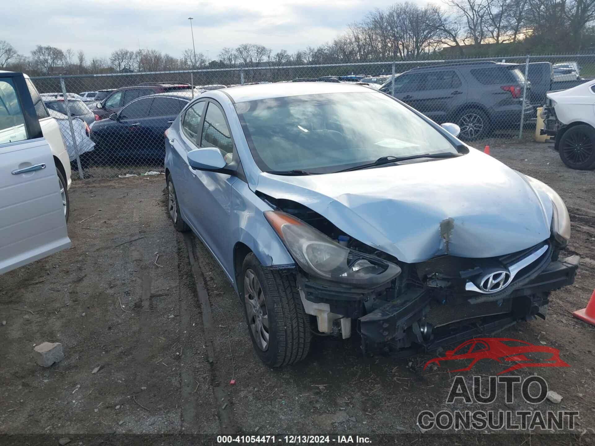HYUNDAI ELANTRA 2012 - KMHDH4AE7CU455349